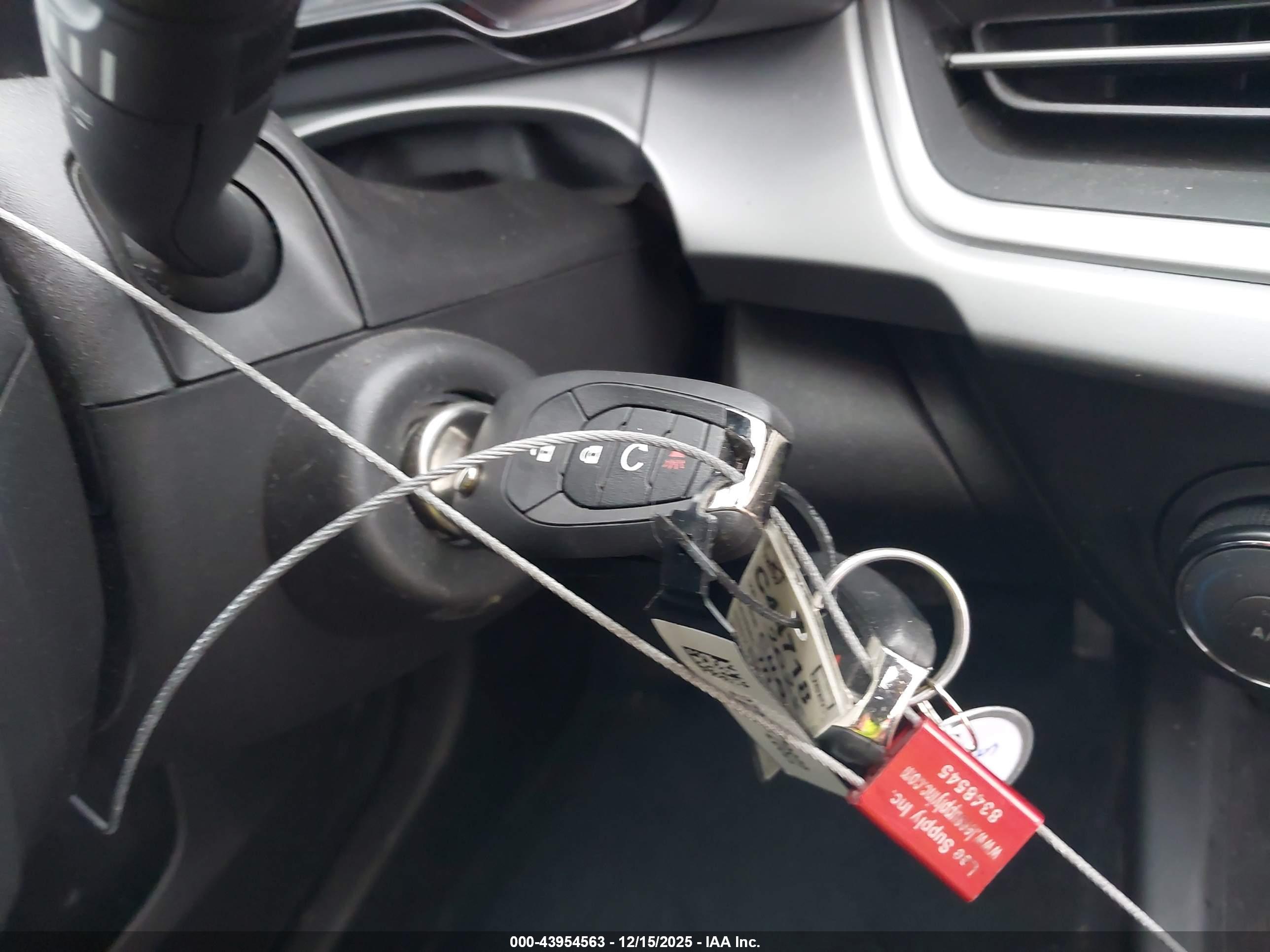 CHEVROLET TRAX image 11