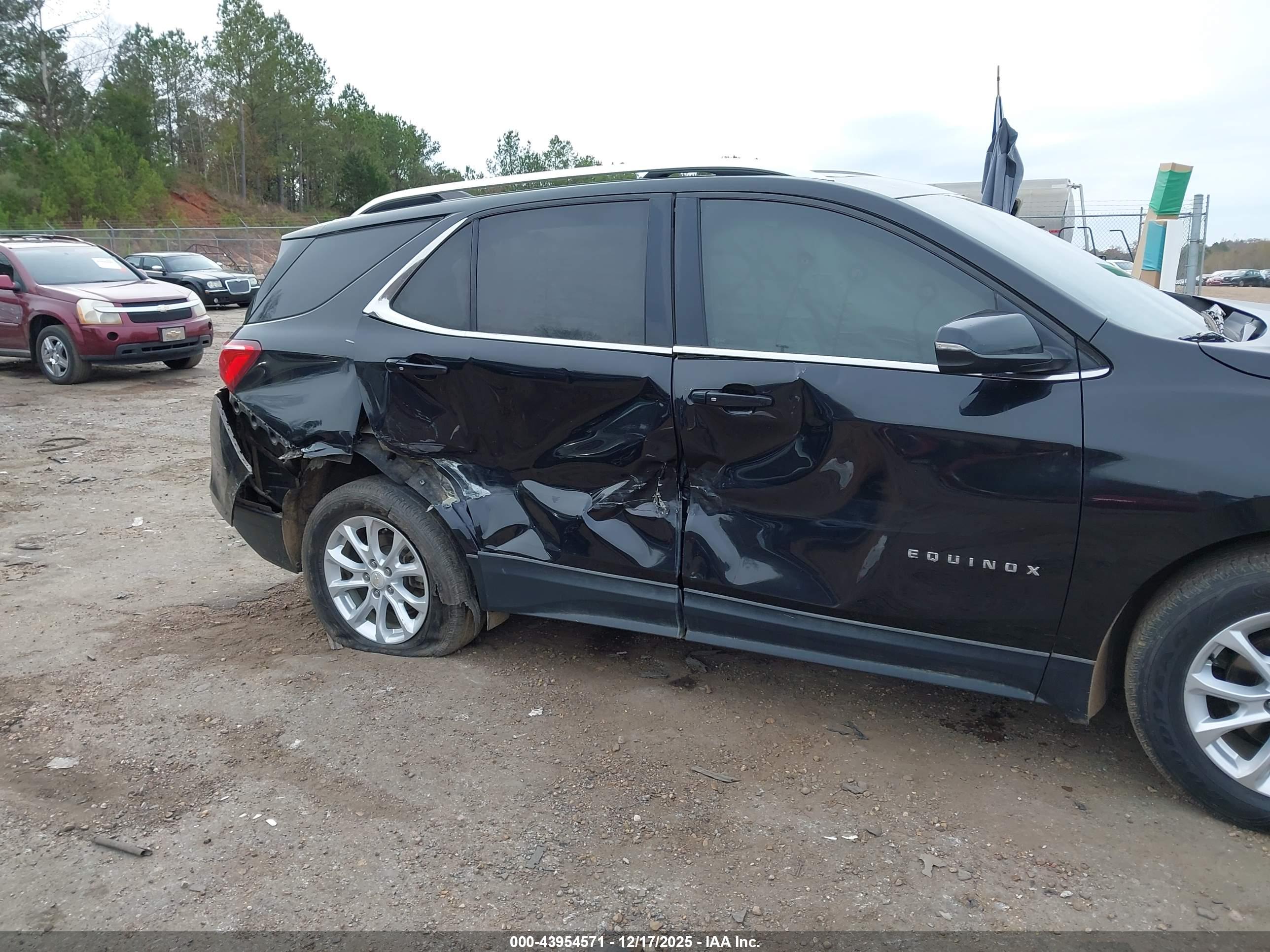 CHEVROLET EQUINOX image 6