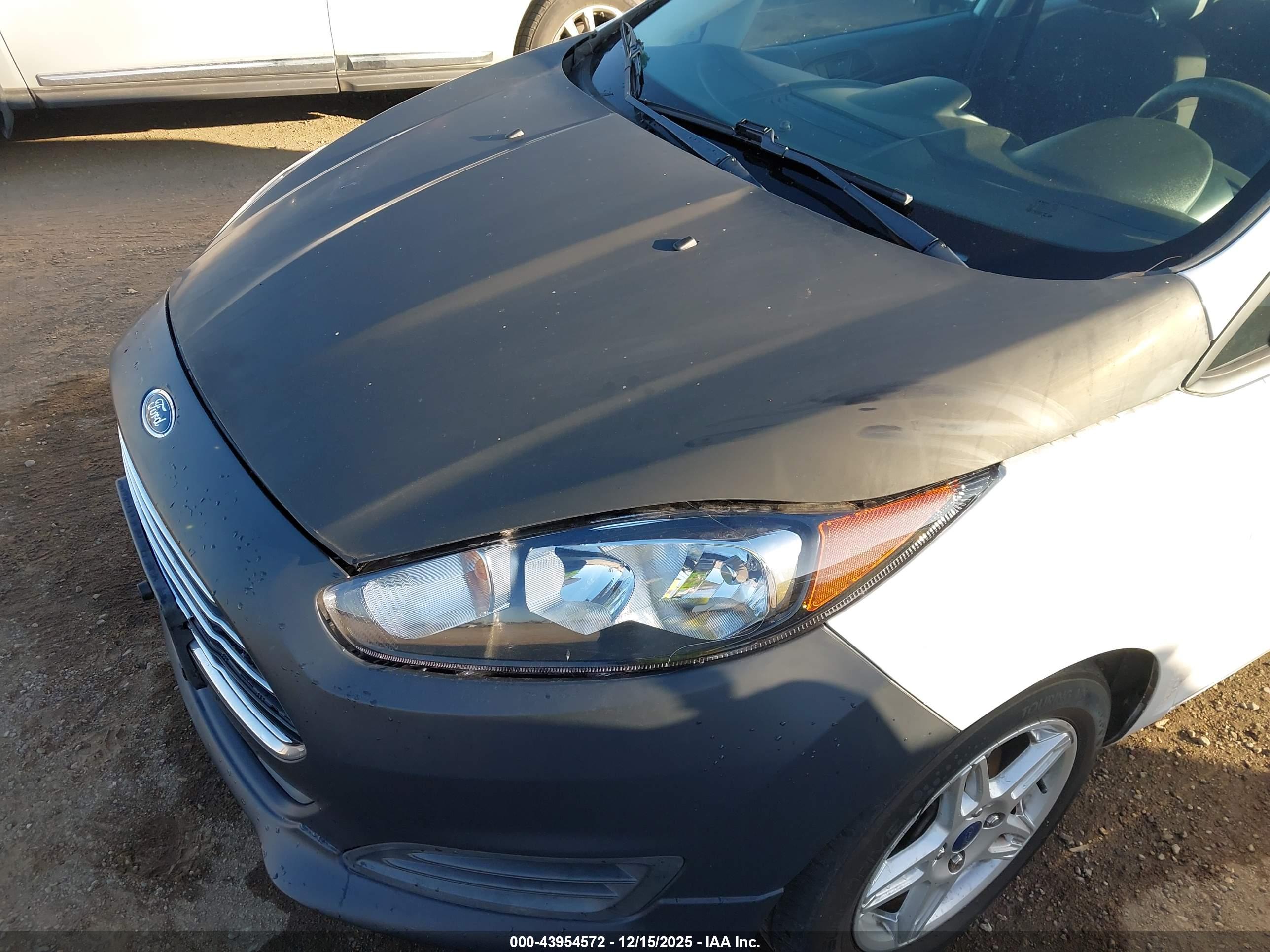 FORD FIESTA image 6