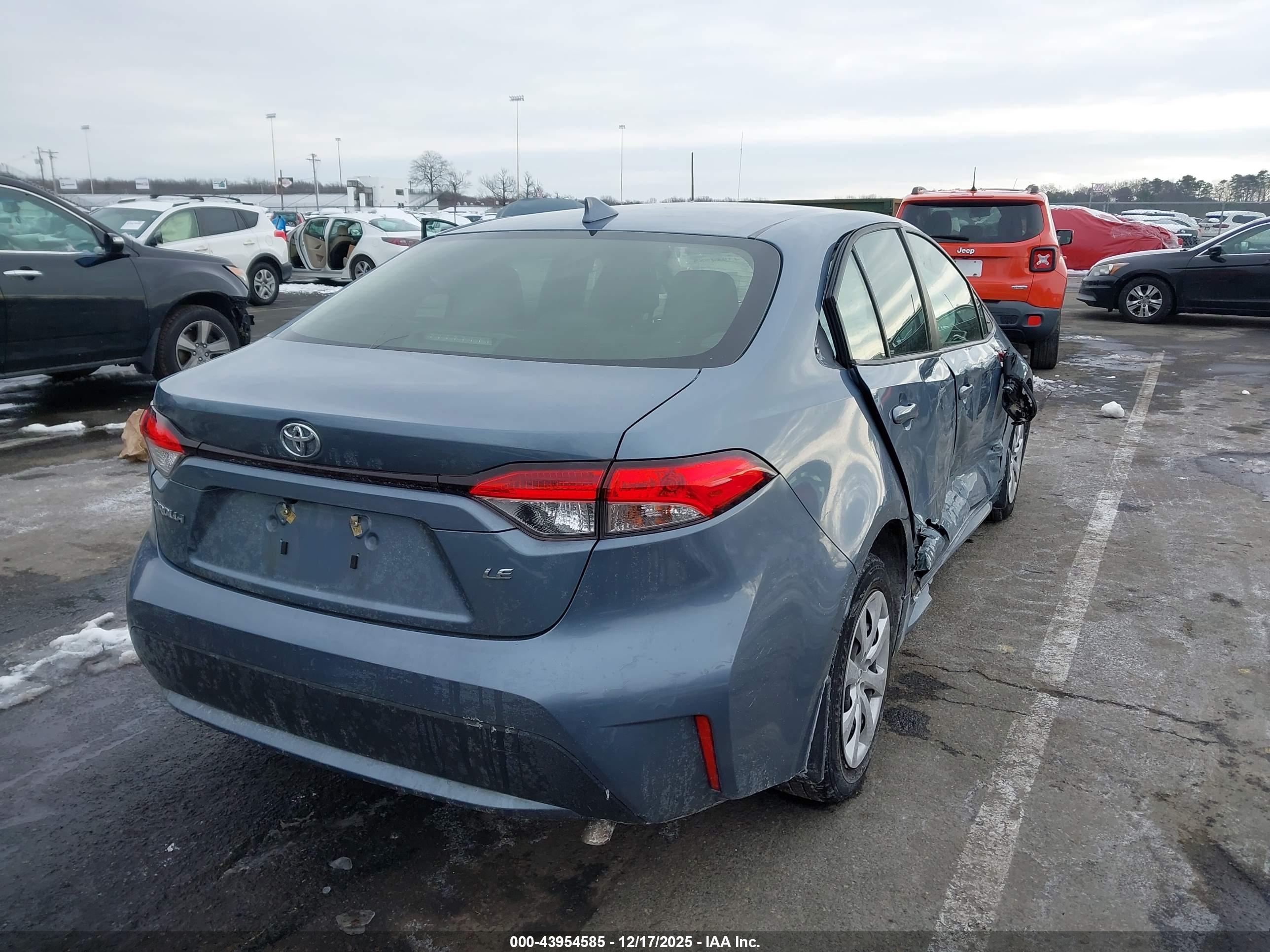 TOYOTA COROLLA image 4