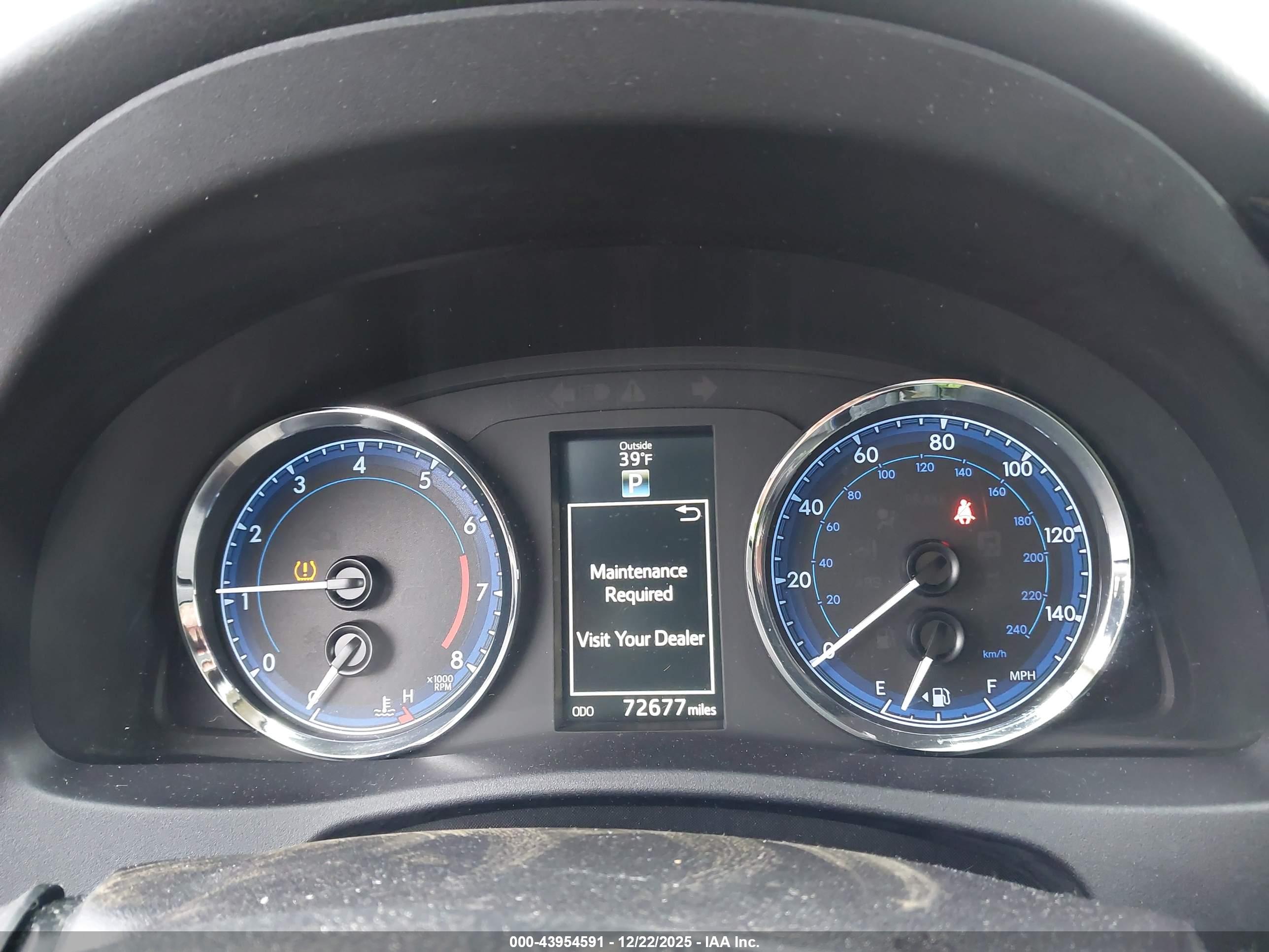 TOYOTA COROLLA image 7