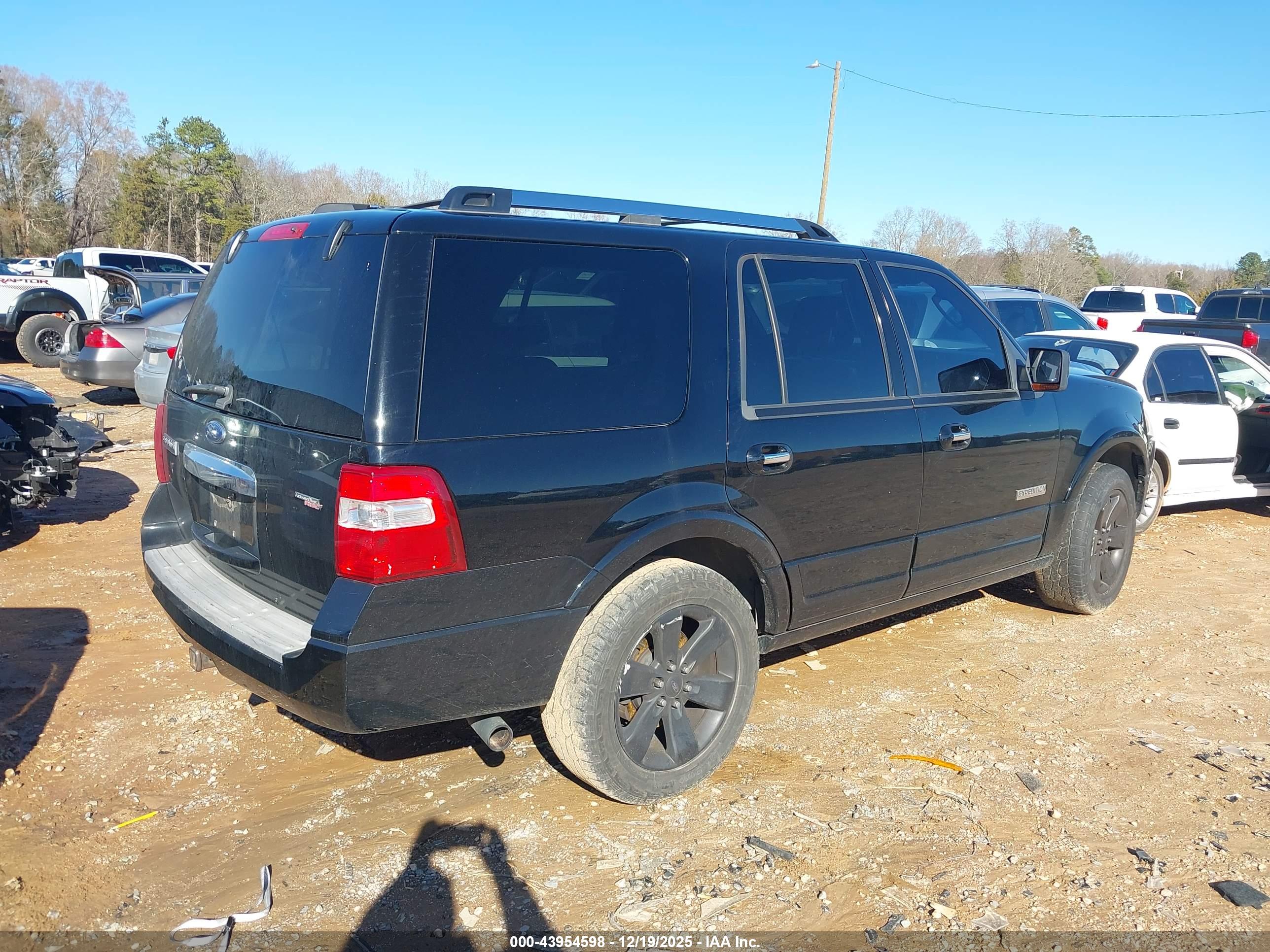 FORD EXPEDITION image 4