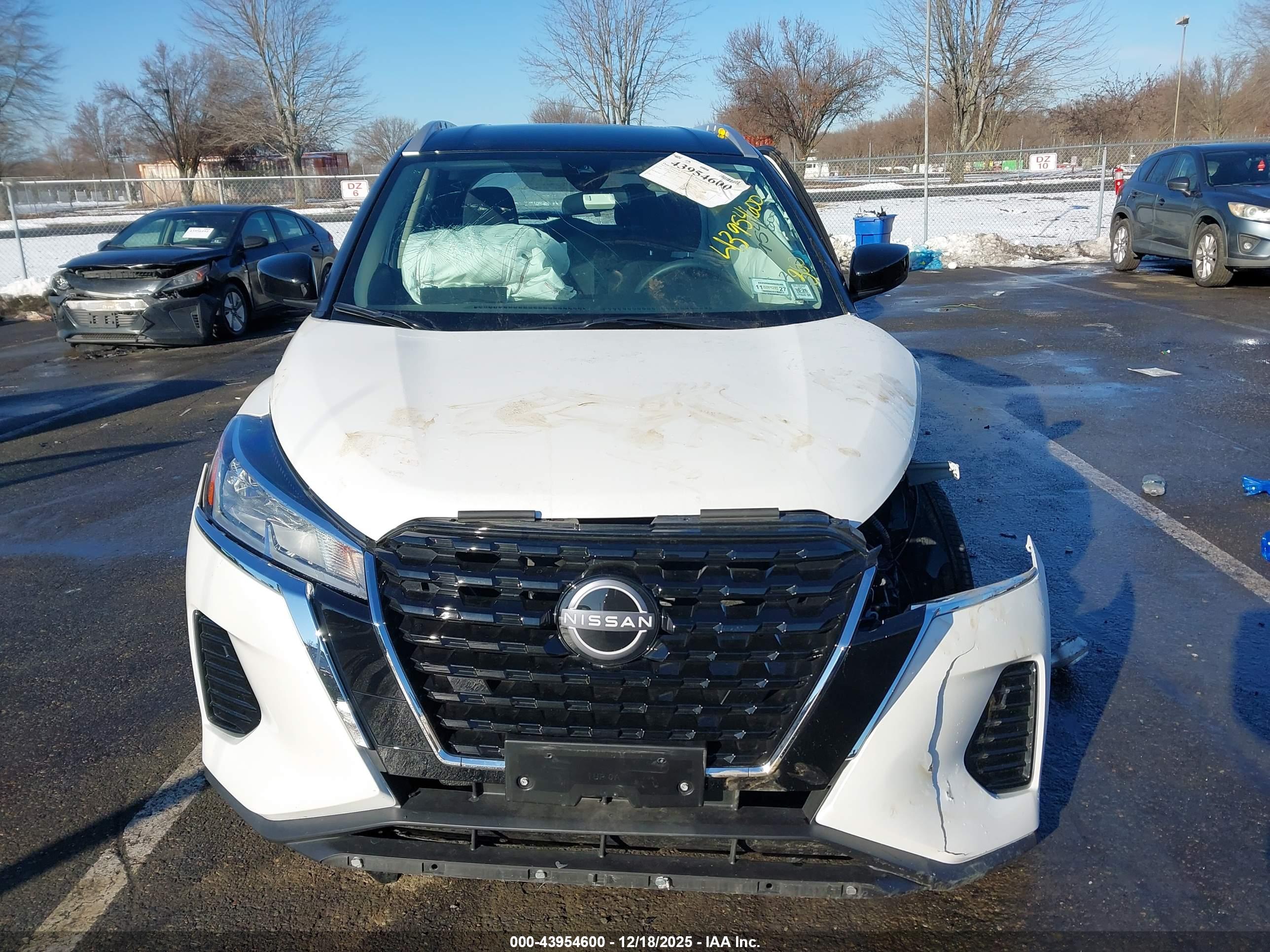 NISSAN KICKS image 6