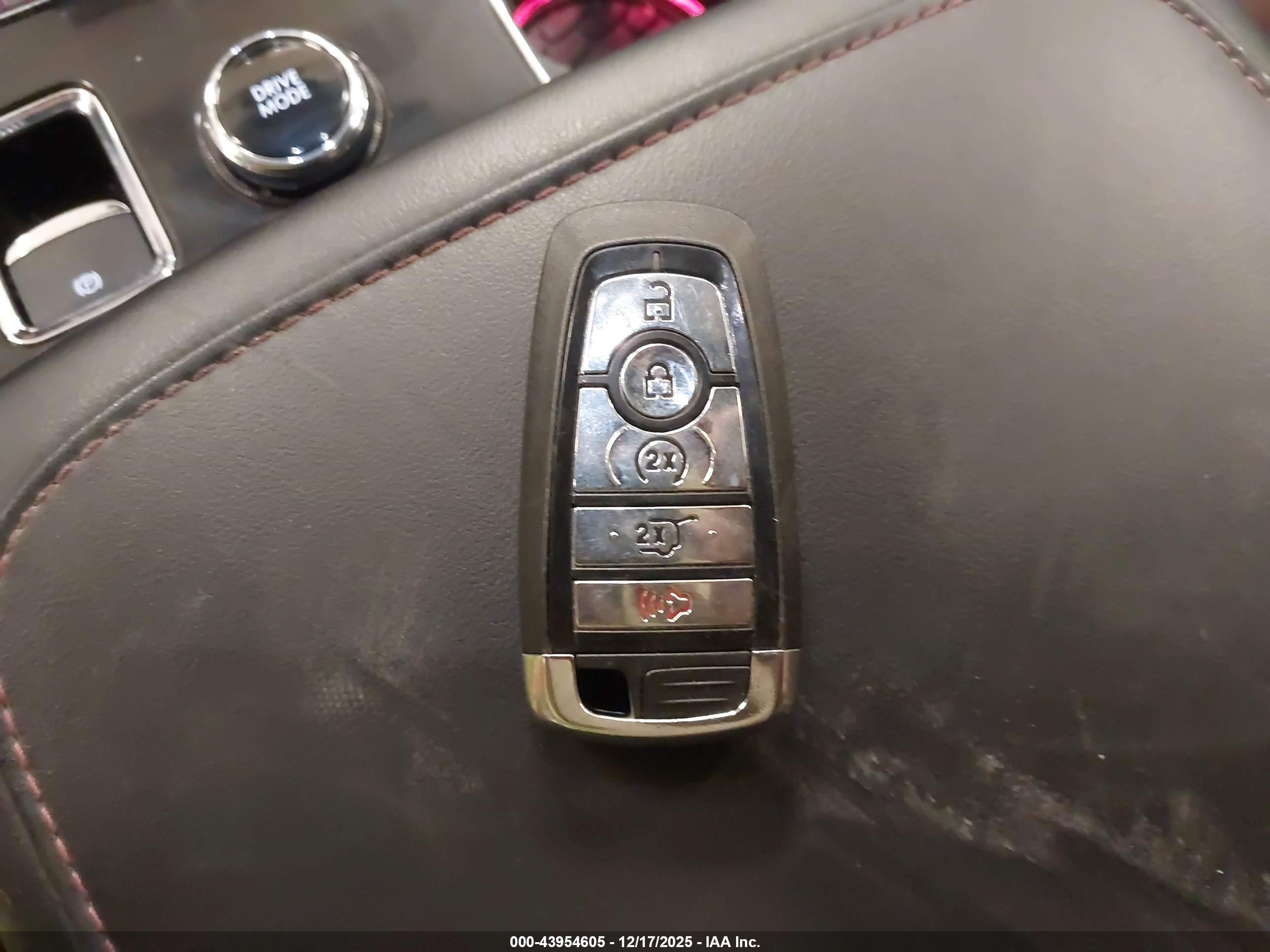 LINCOLN AVIATOR image 11