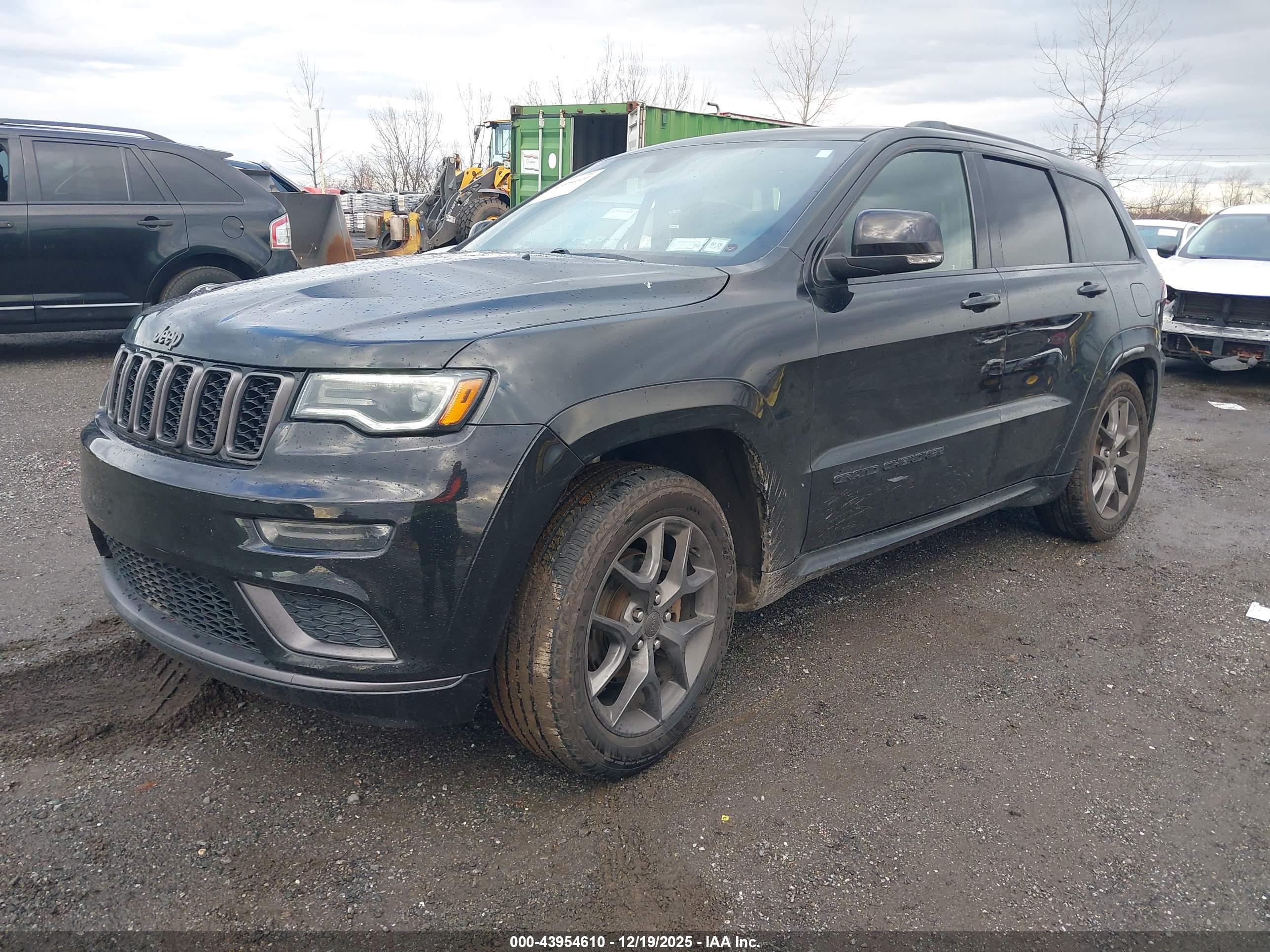 JEEP GRAND image 2