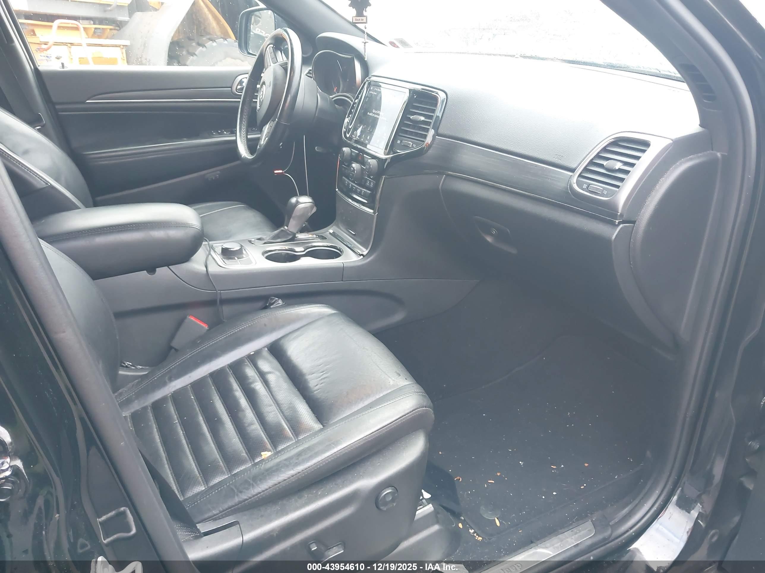 JEEP GRAND image 5