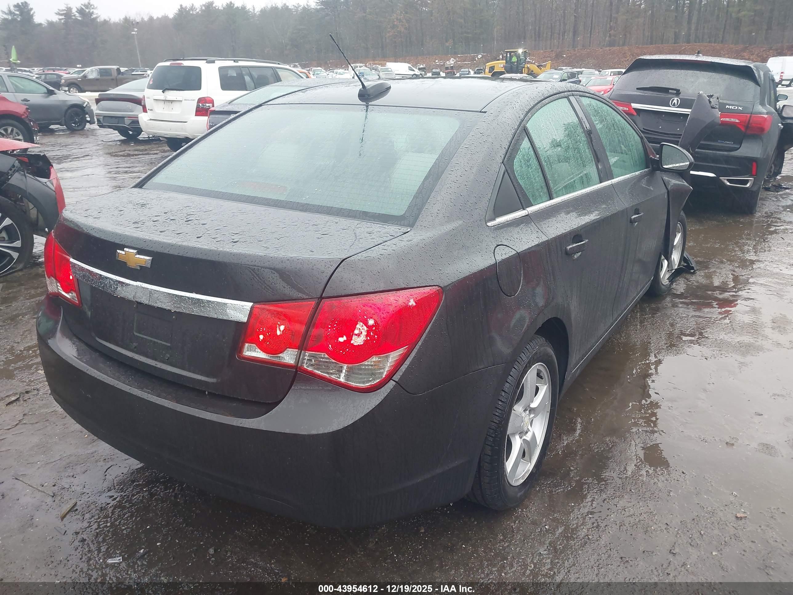 CHEVROLET CRUZE image 4
