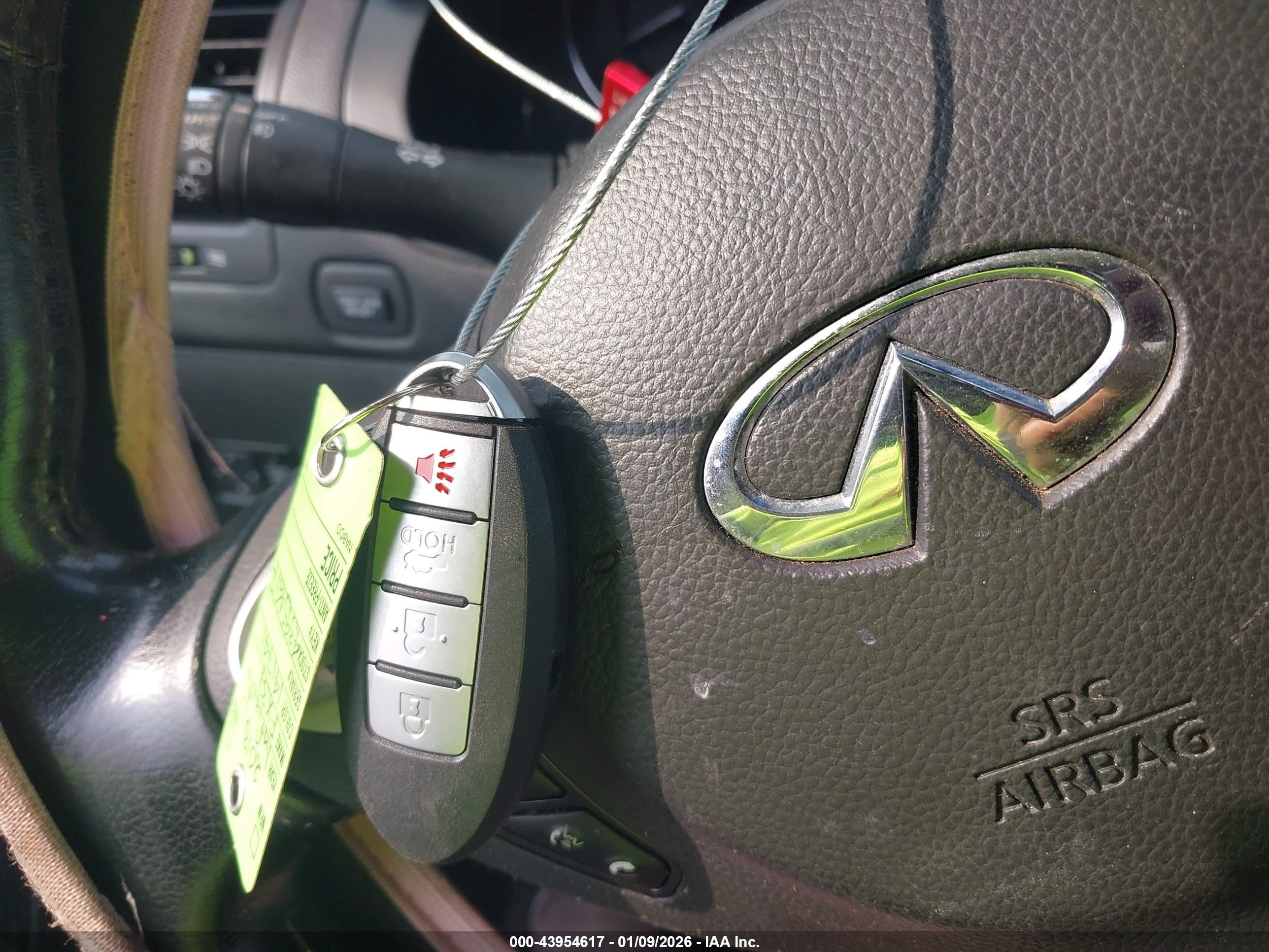 INFINITI FX37 image 11