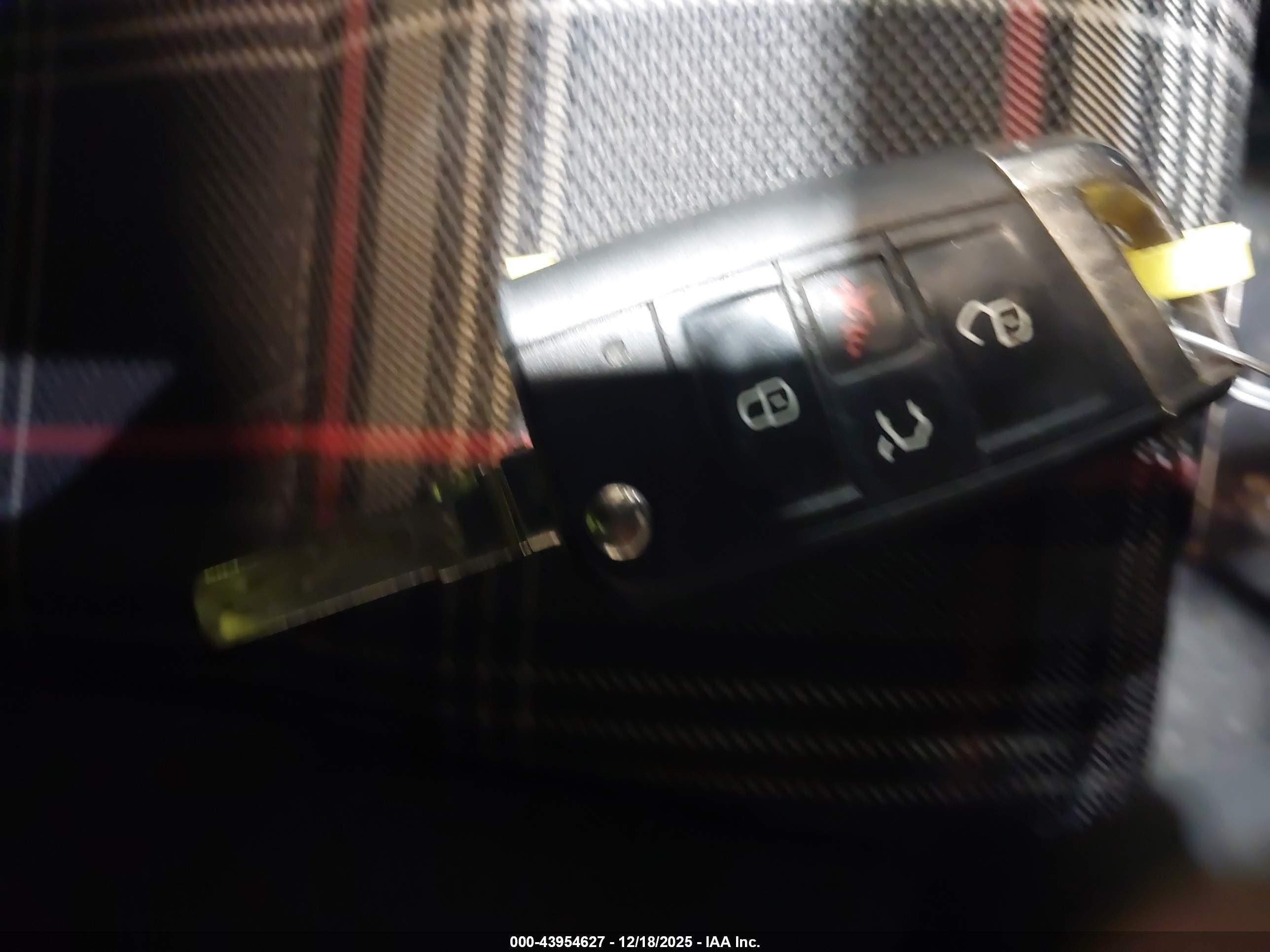 VOLKSWAGEN GOLF image 11