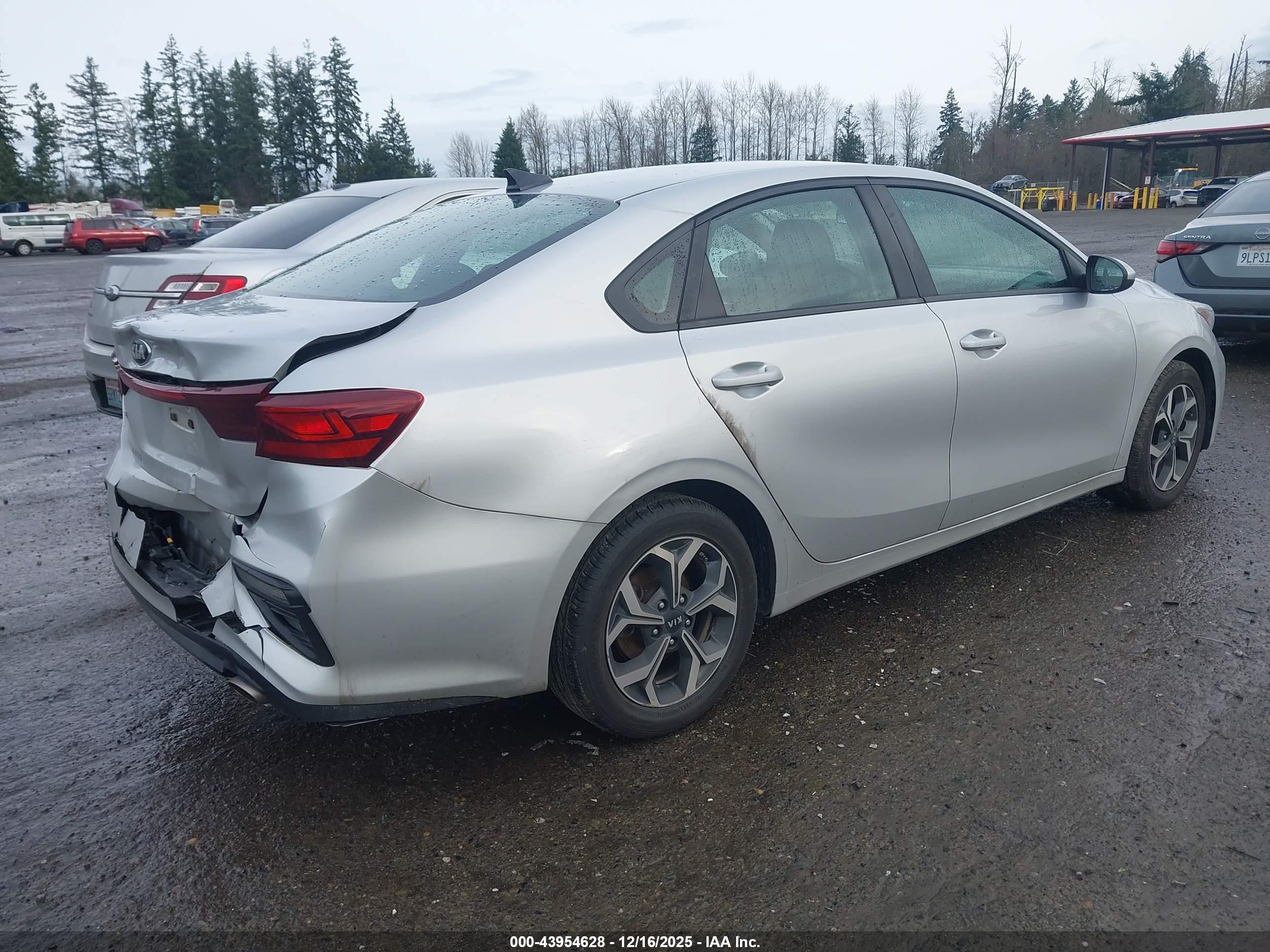 KIA FORTE image 4