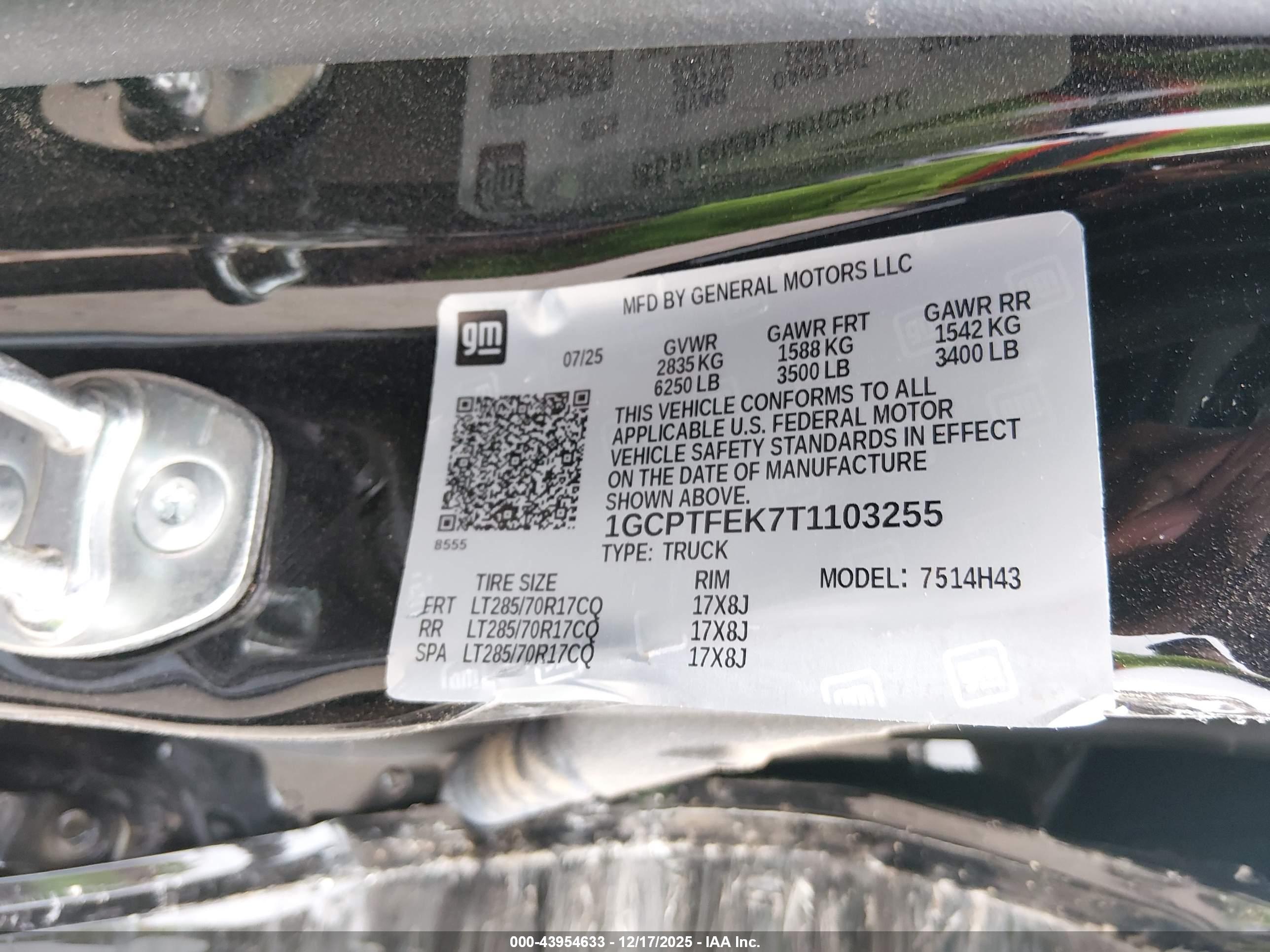 CHEVROLET COLORADO image 9