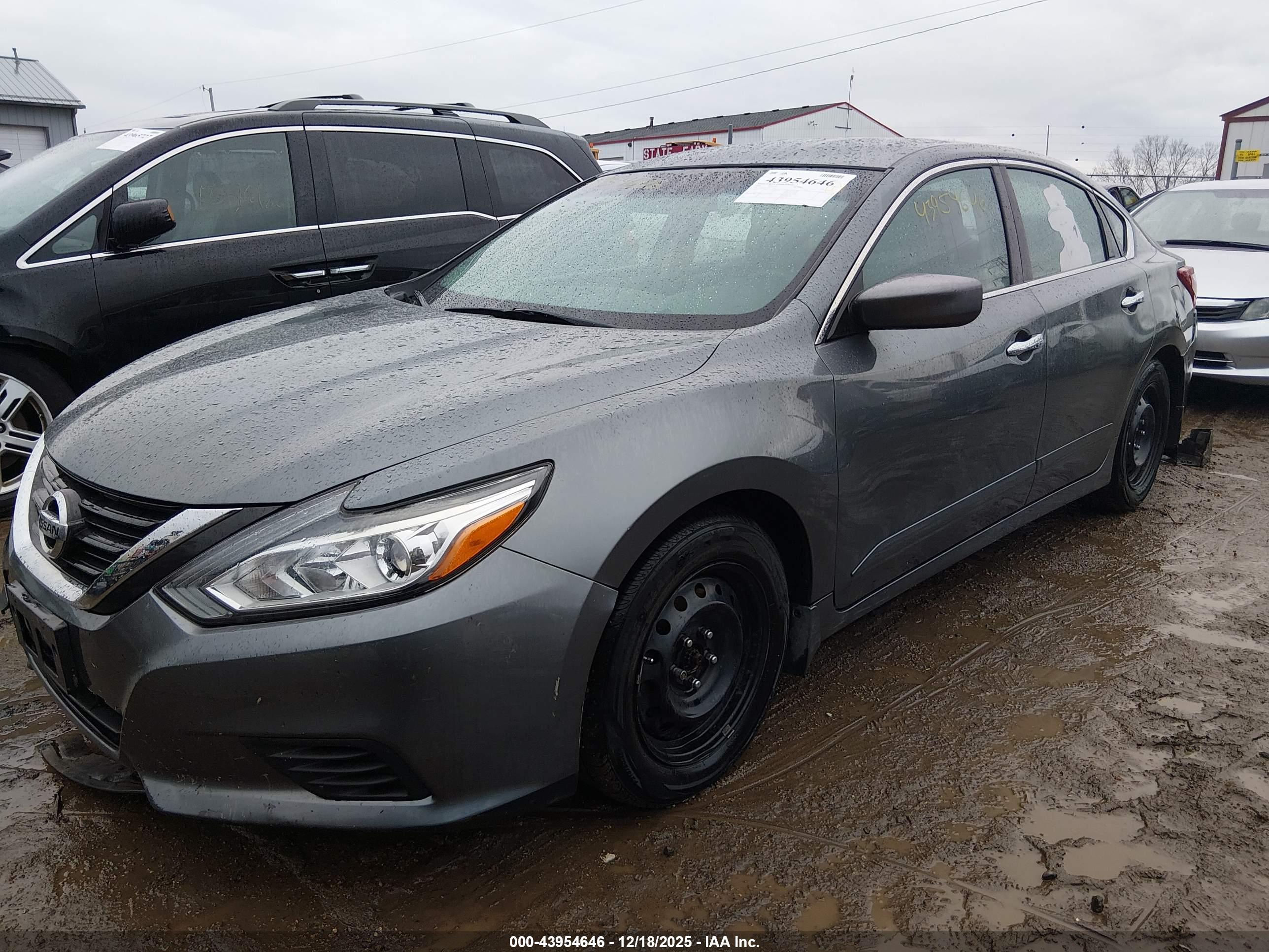 NISSAN ALTIMA image 2