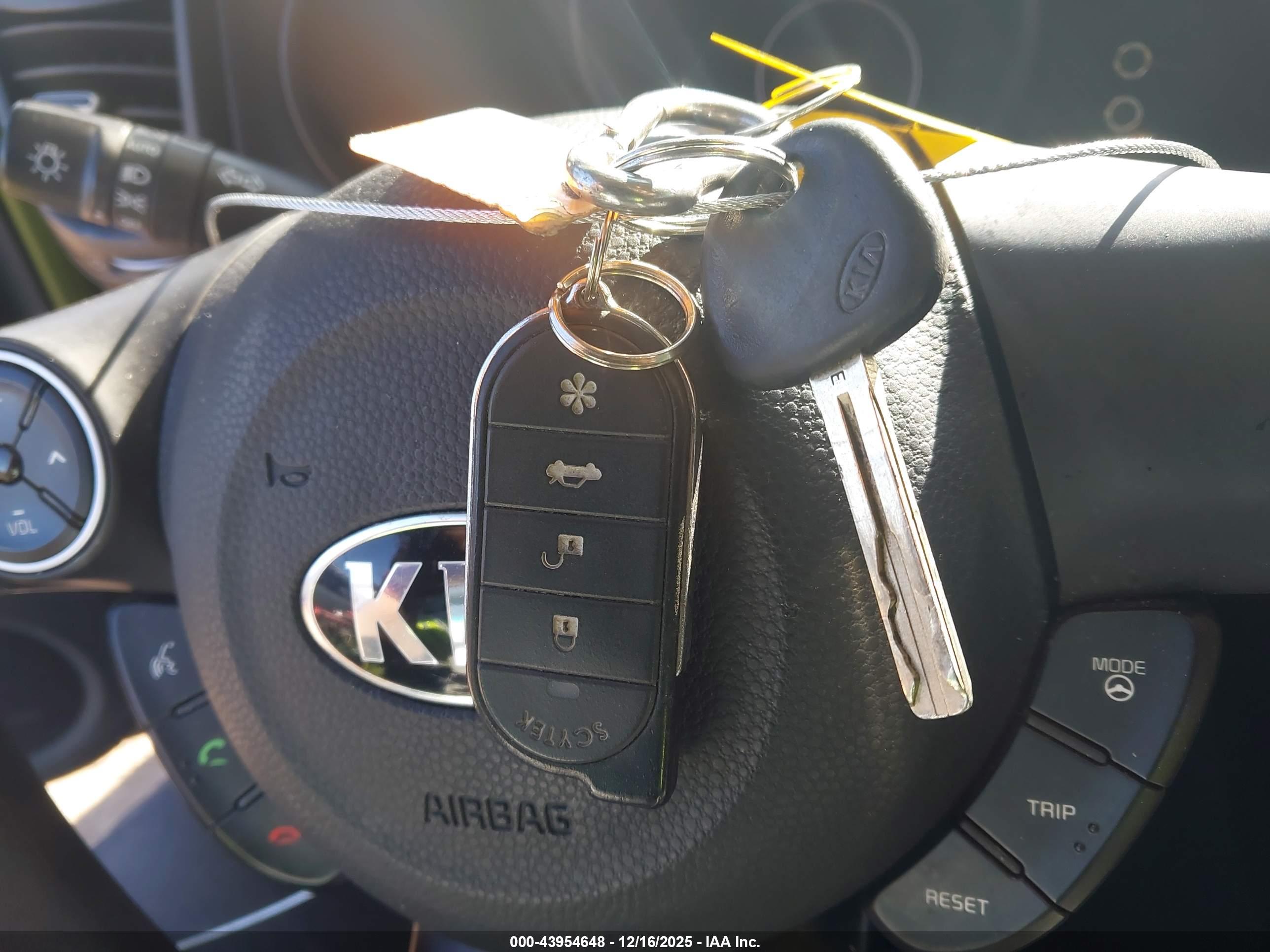 KIA SOUL image 11
