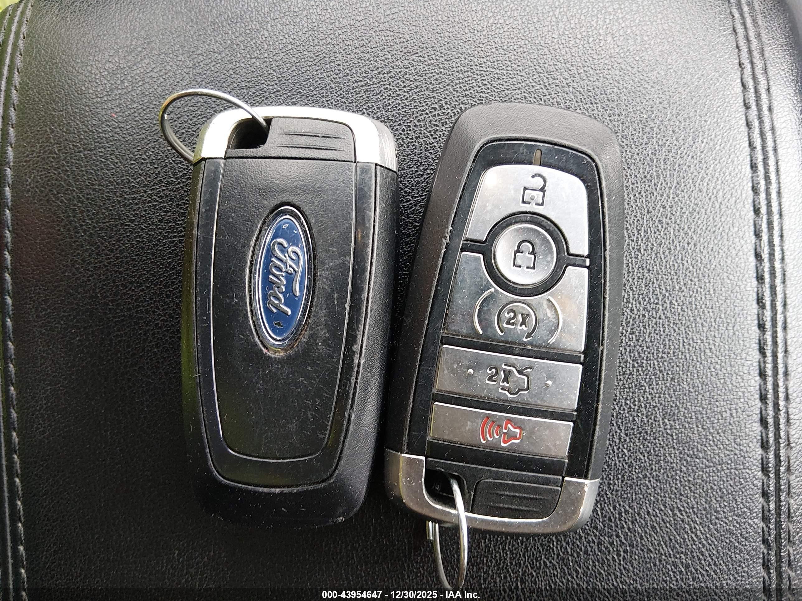 FORD EDGE image 11