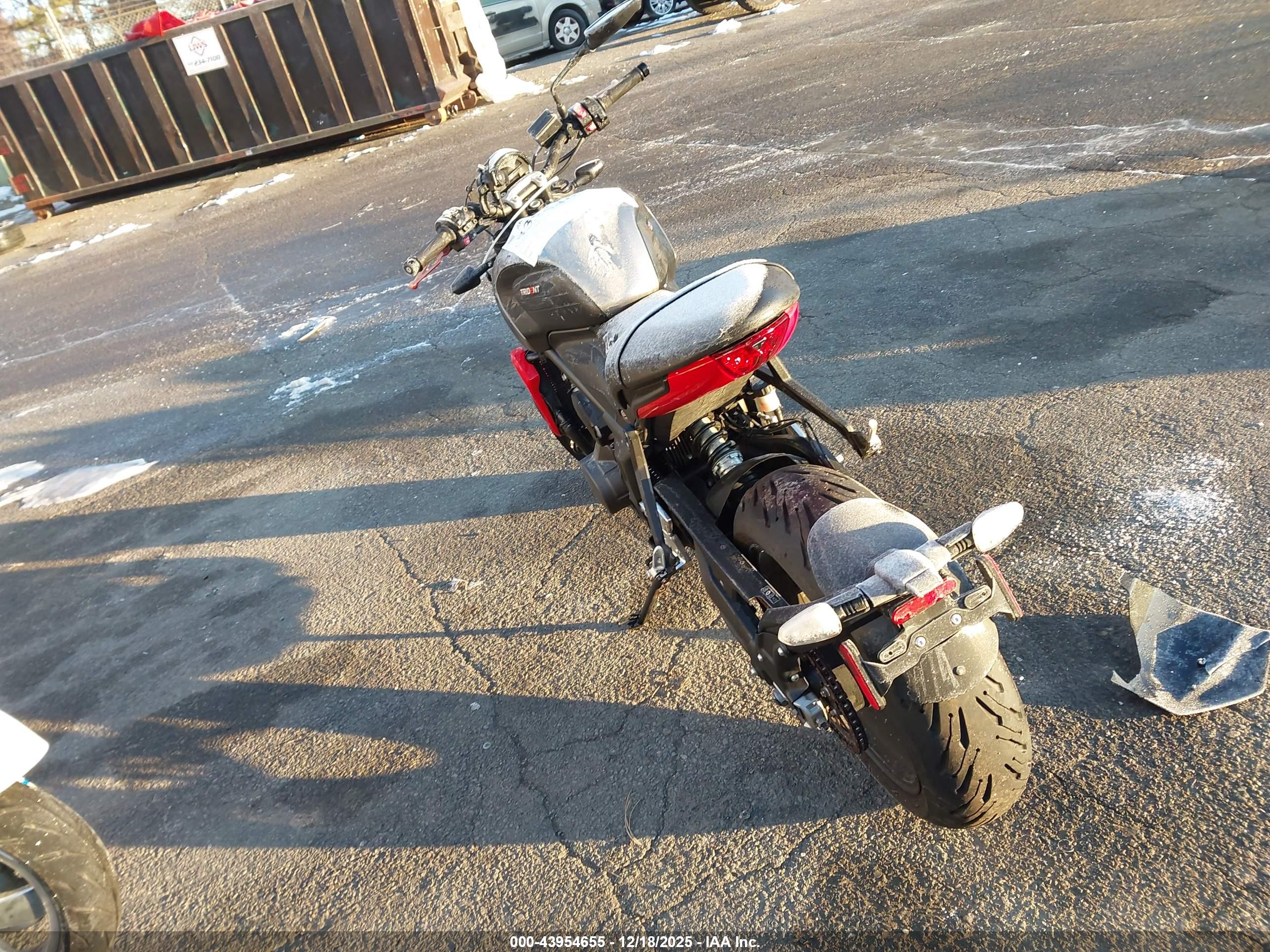 TRIUMPH MOTORCYCLE image 3