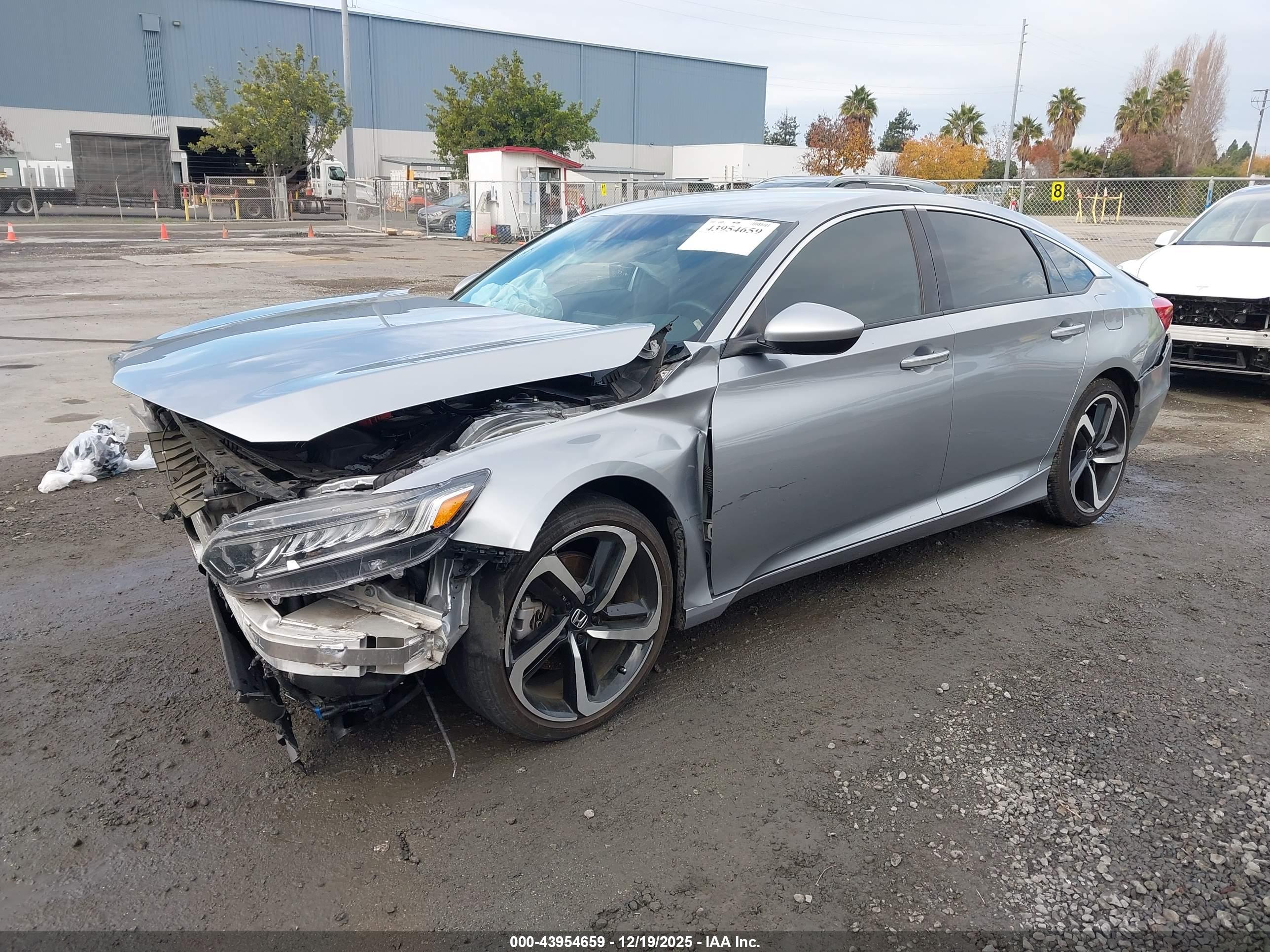 HONDA ACCORD image 2