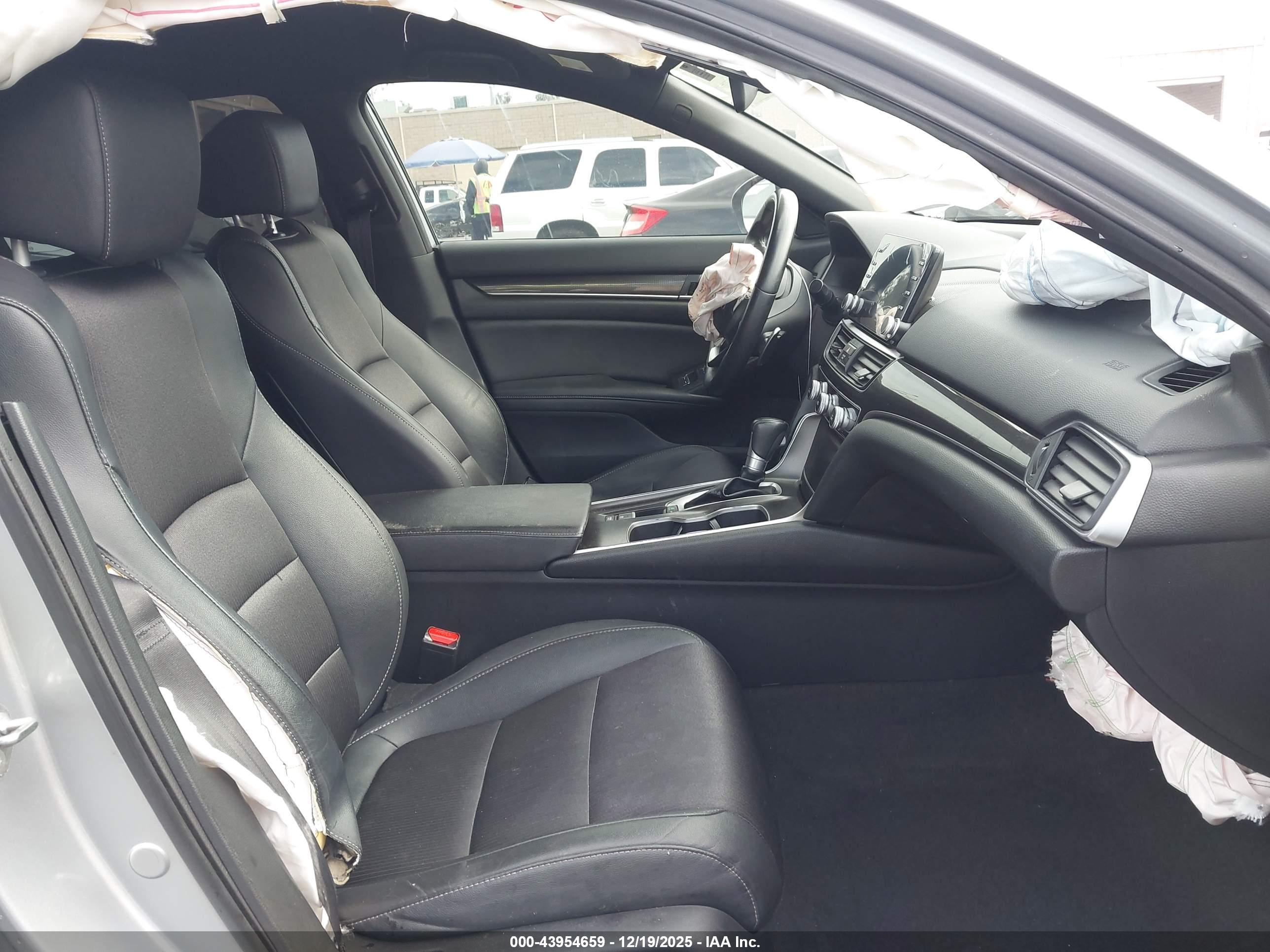 HONDA ACCORD image 5