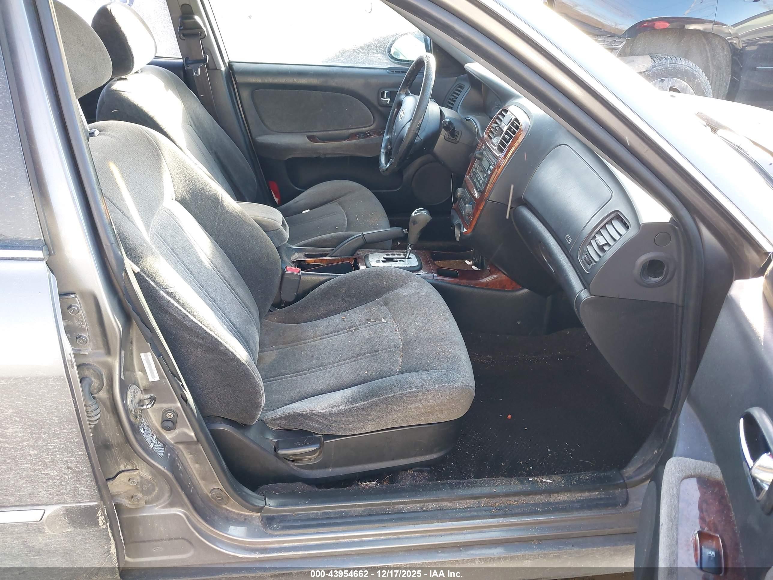 HYUNDAI SONATA image 5