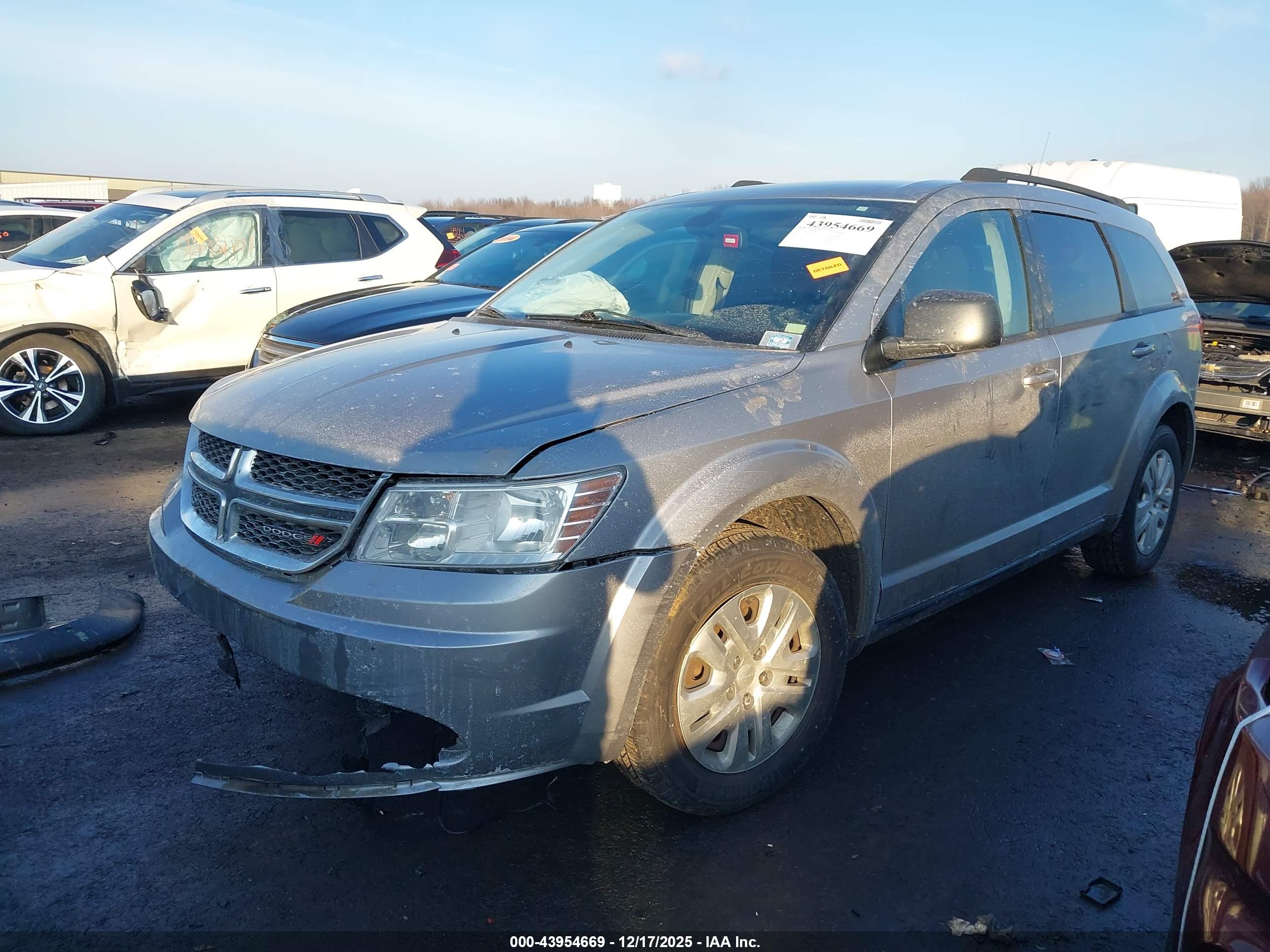 DODGE JOURNEY image 2