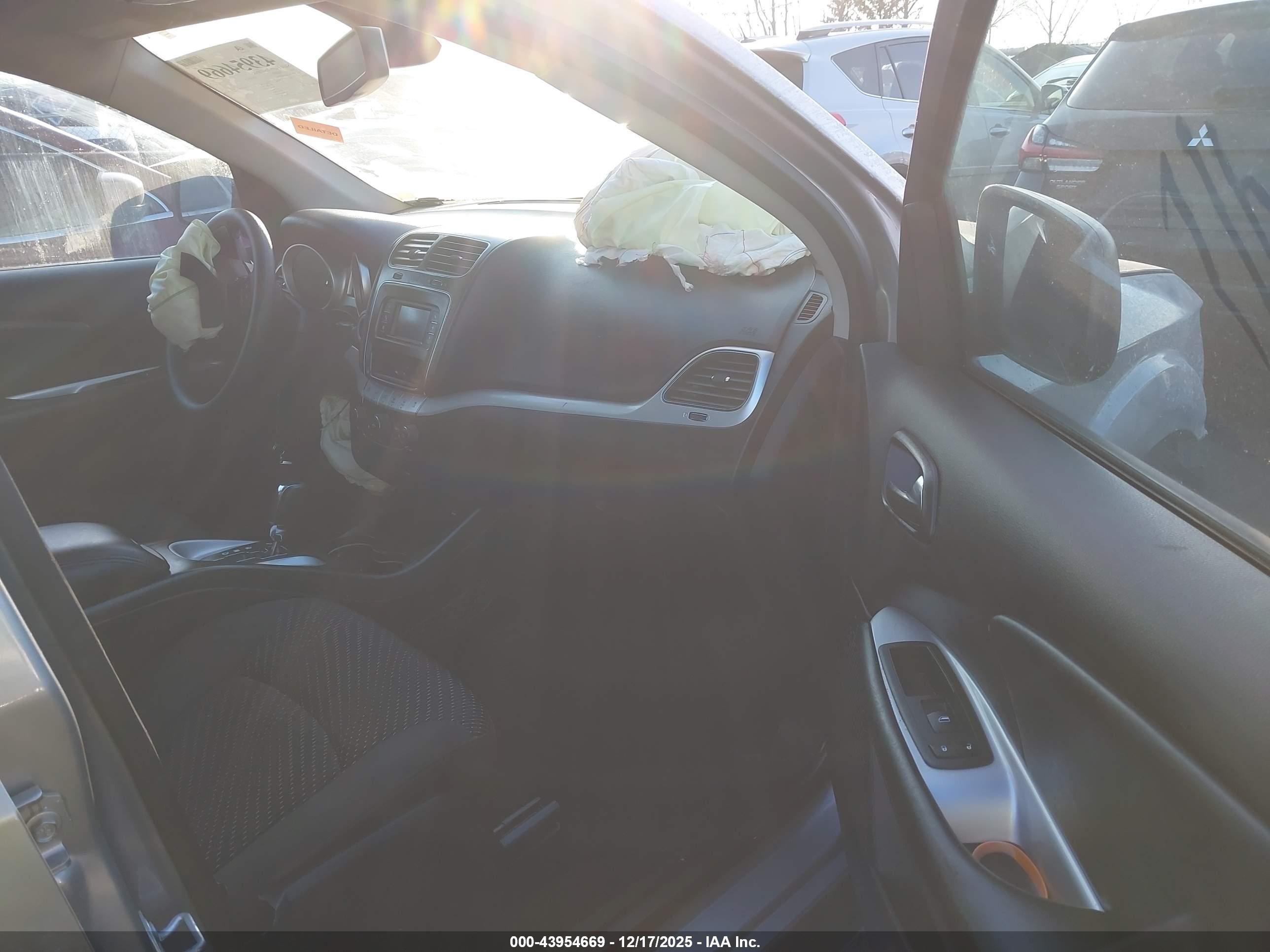 DODGE JOURNEY image 5