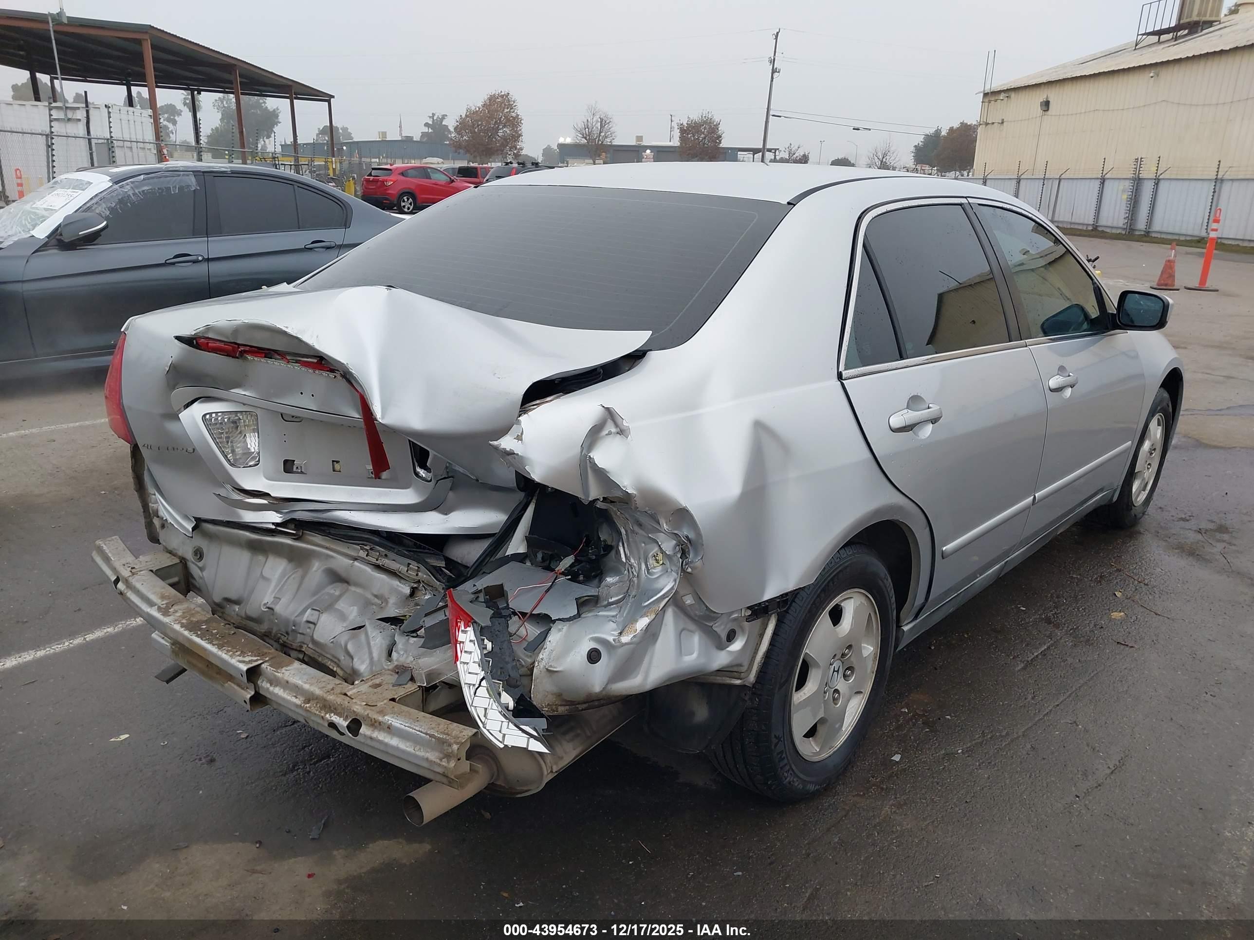 HONDA ACCORD image 4