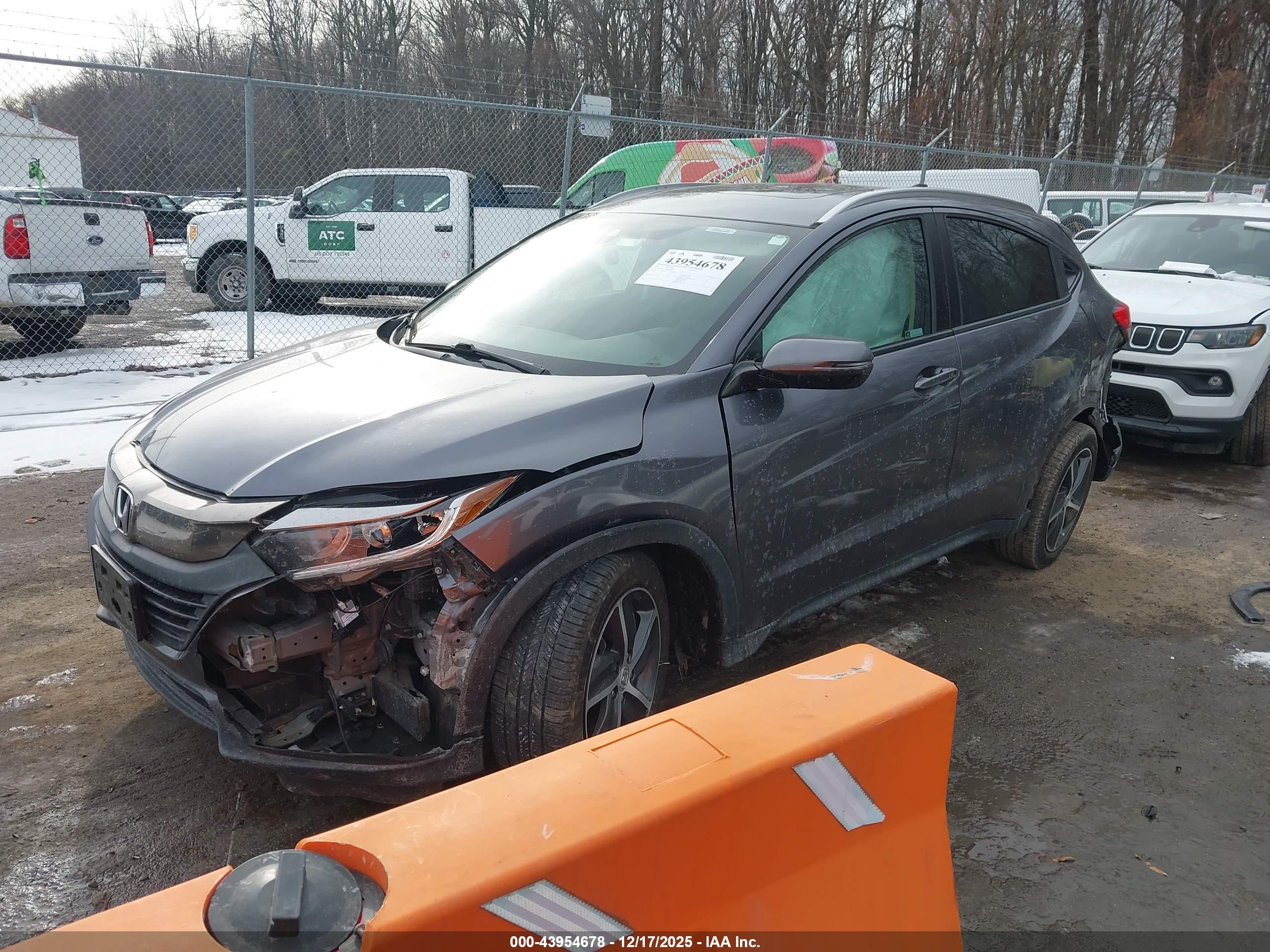 HONDA HR-V image 2
