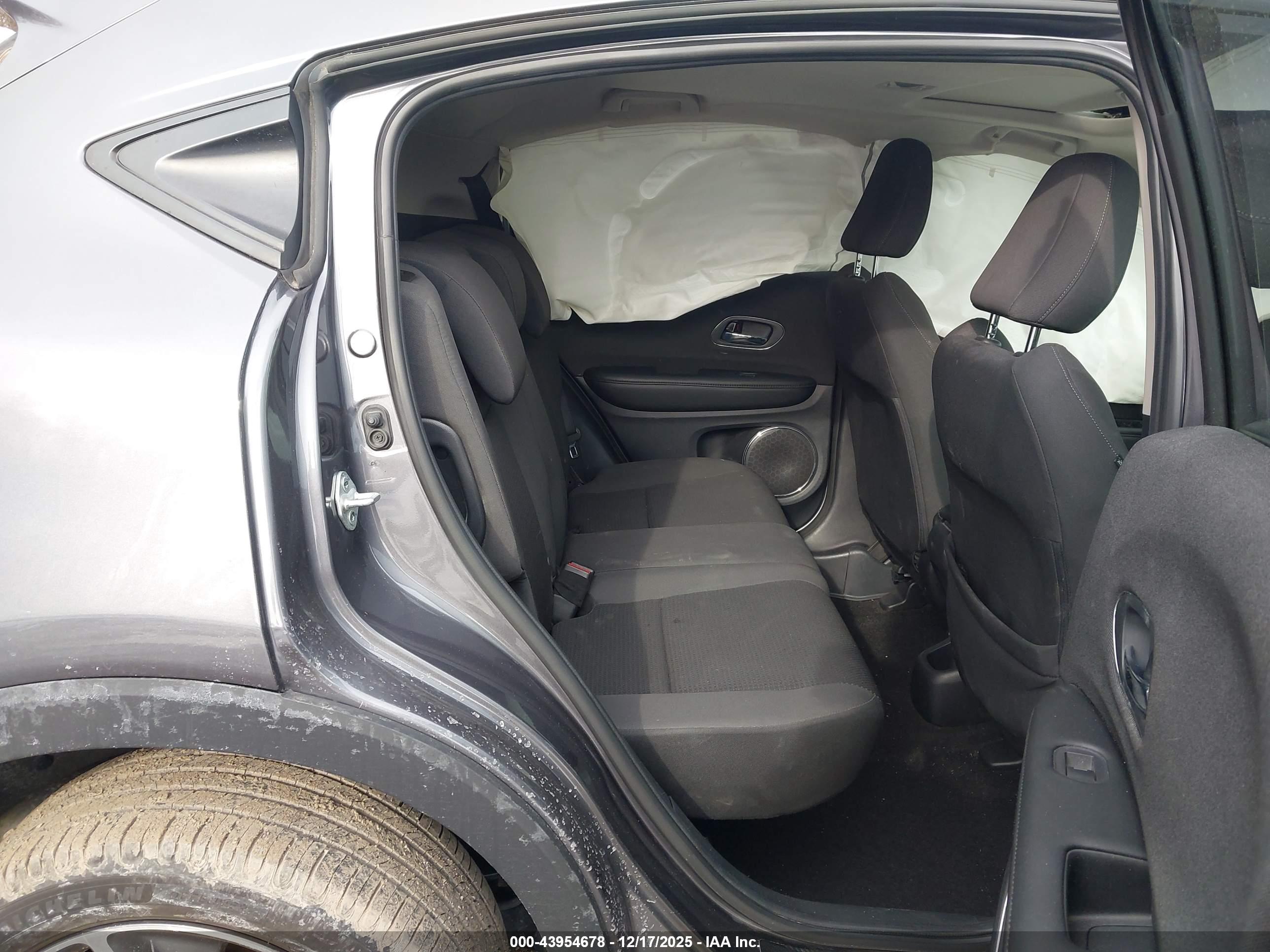HONDA HR-V image 8