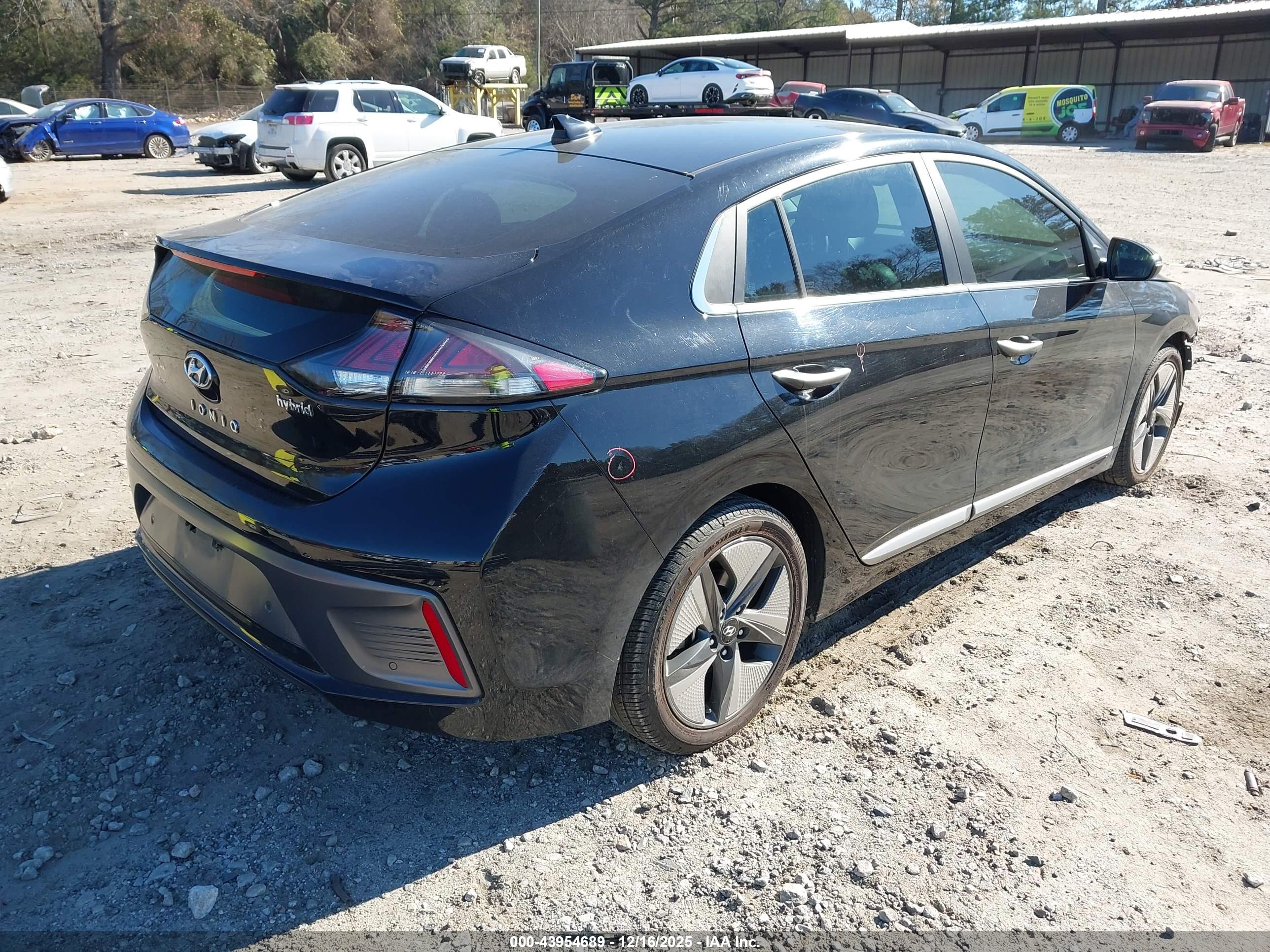 HYUNDAI IONIQ image 4