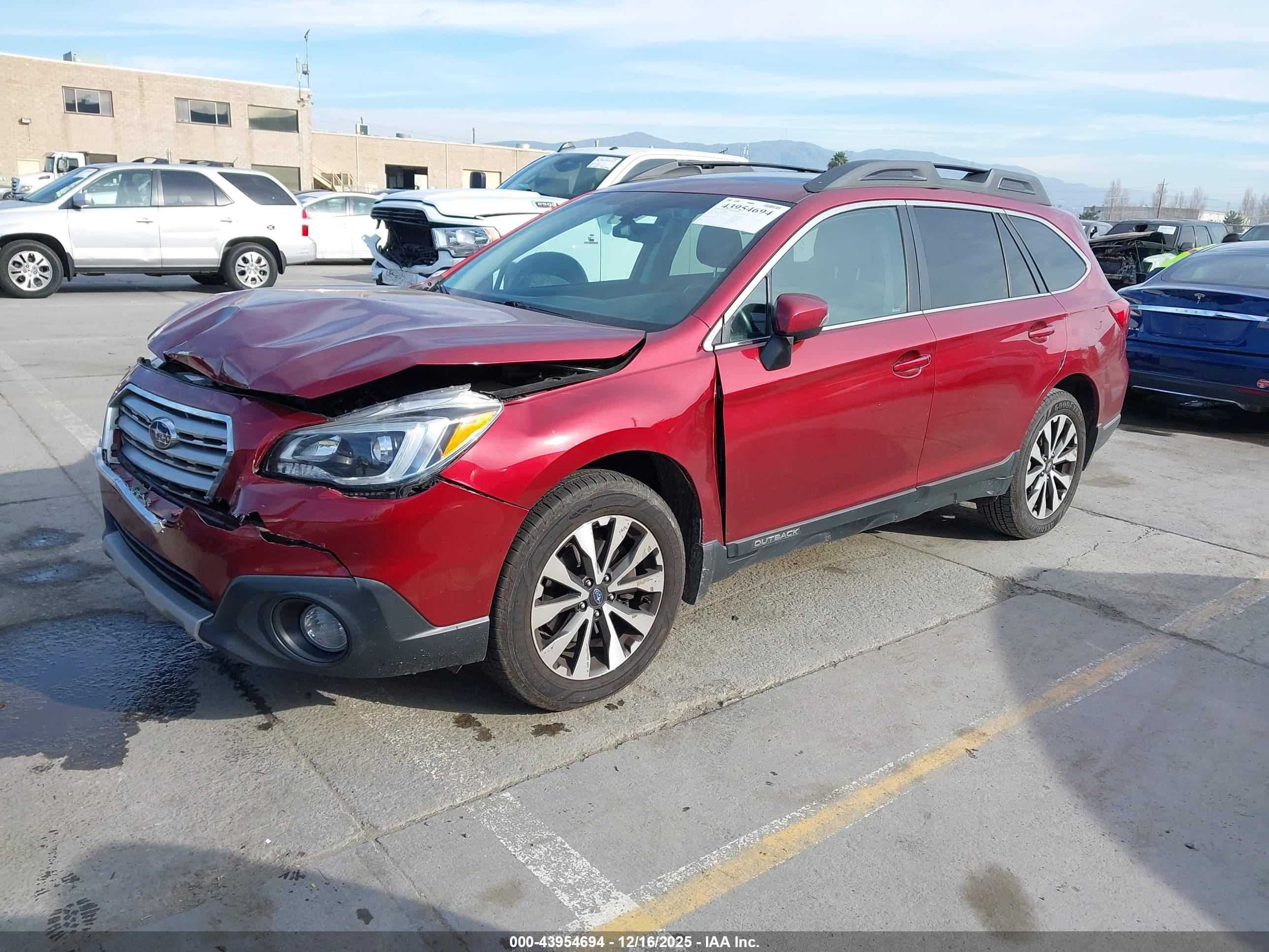 SUBARU OUTBACK image 2