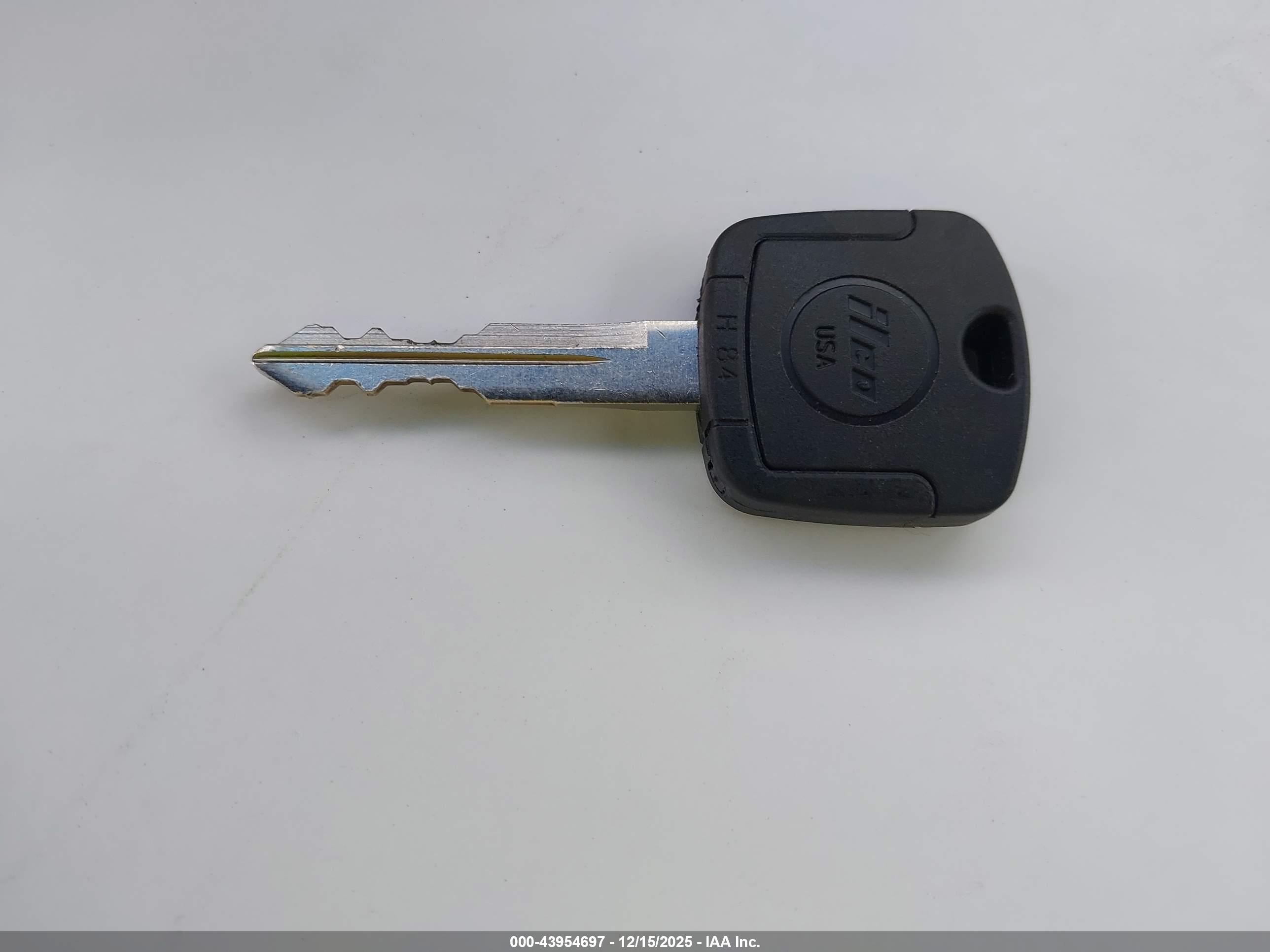 FORD TAURUS image 11