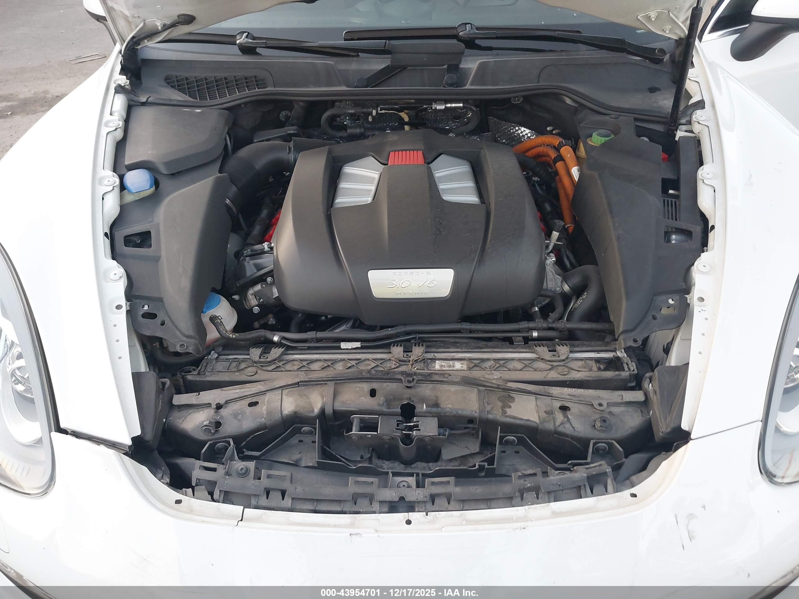 PORSCHE CAYENNE image 10