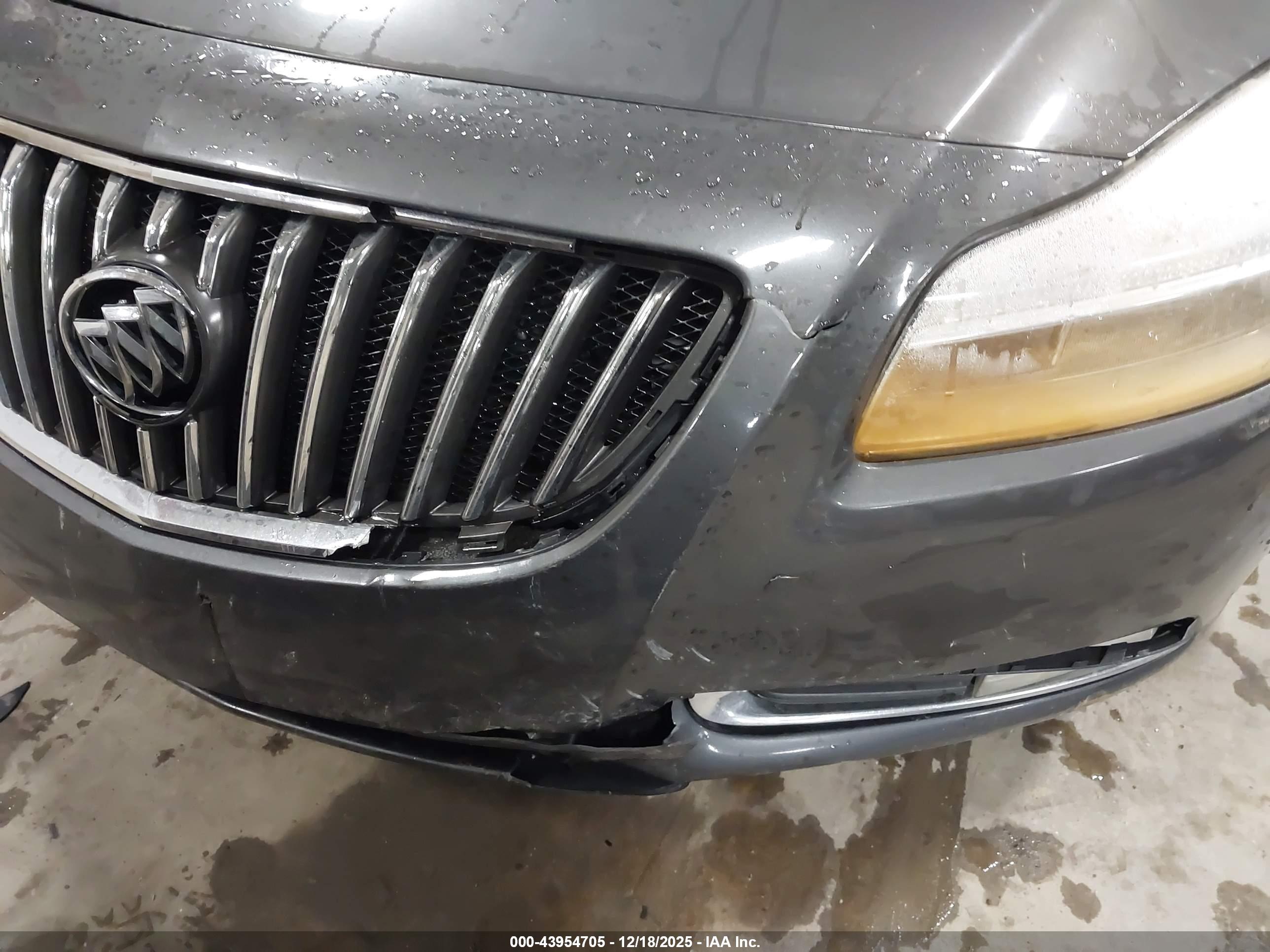 BUICK REGAL image 6