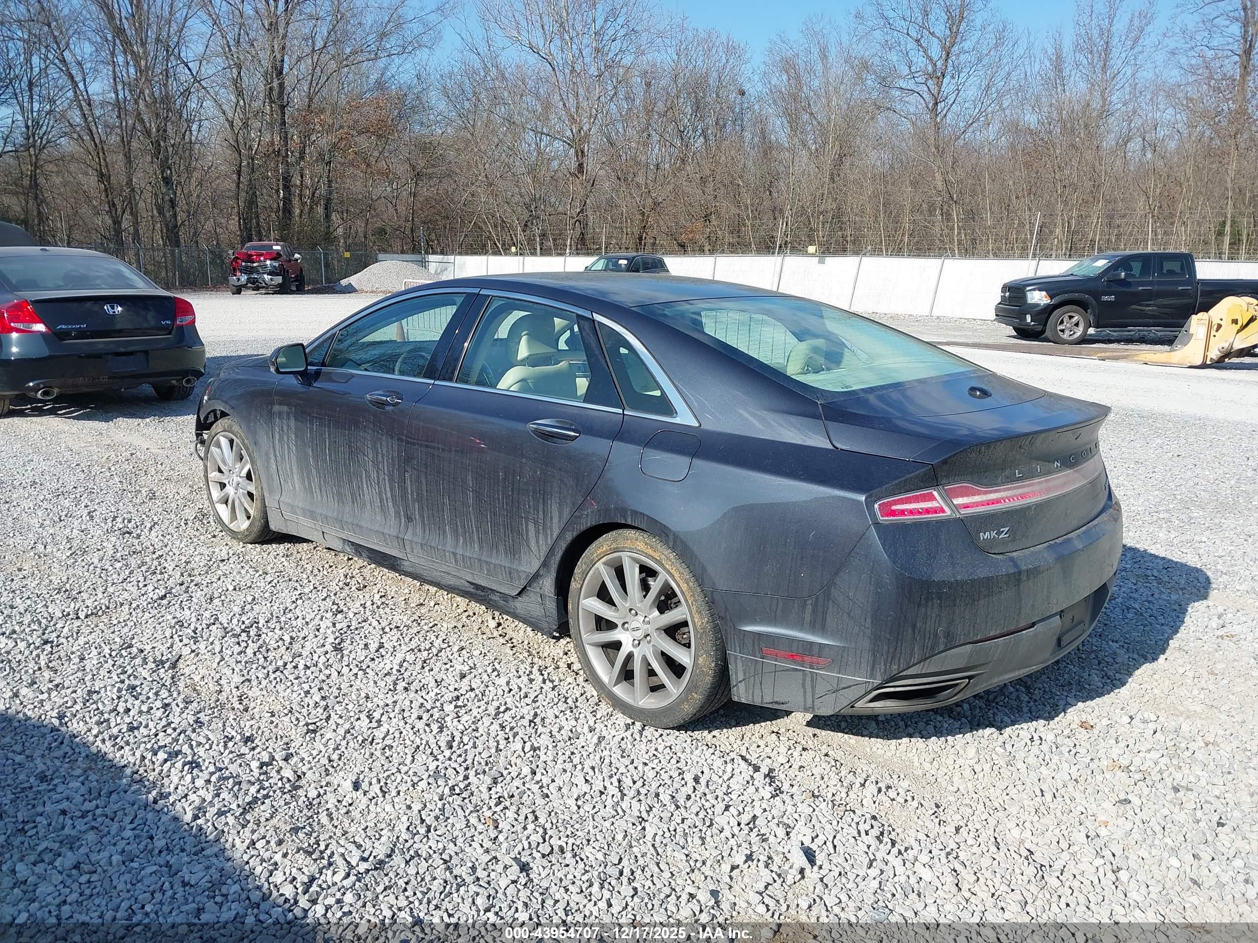 LINCOLN MKZ image 3