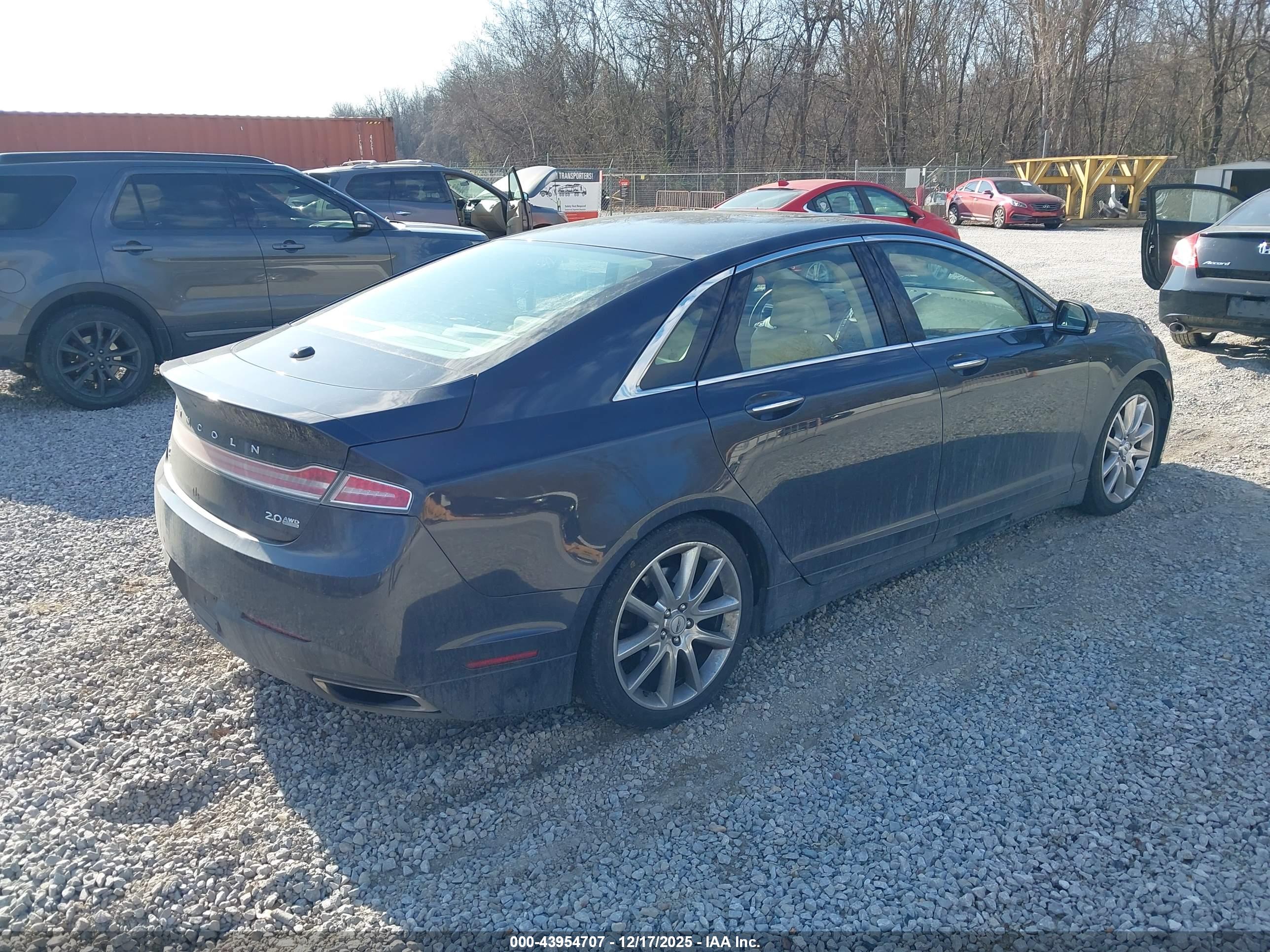 LINCOLN MKZ image 4