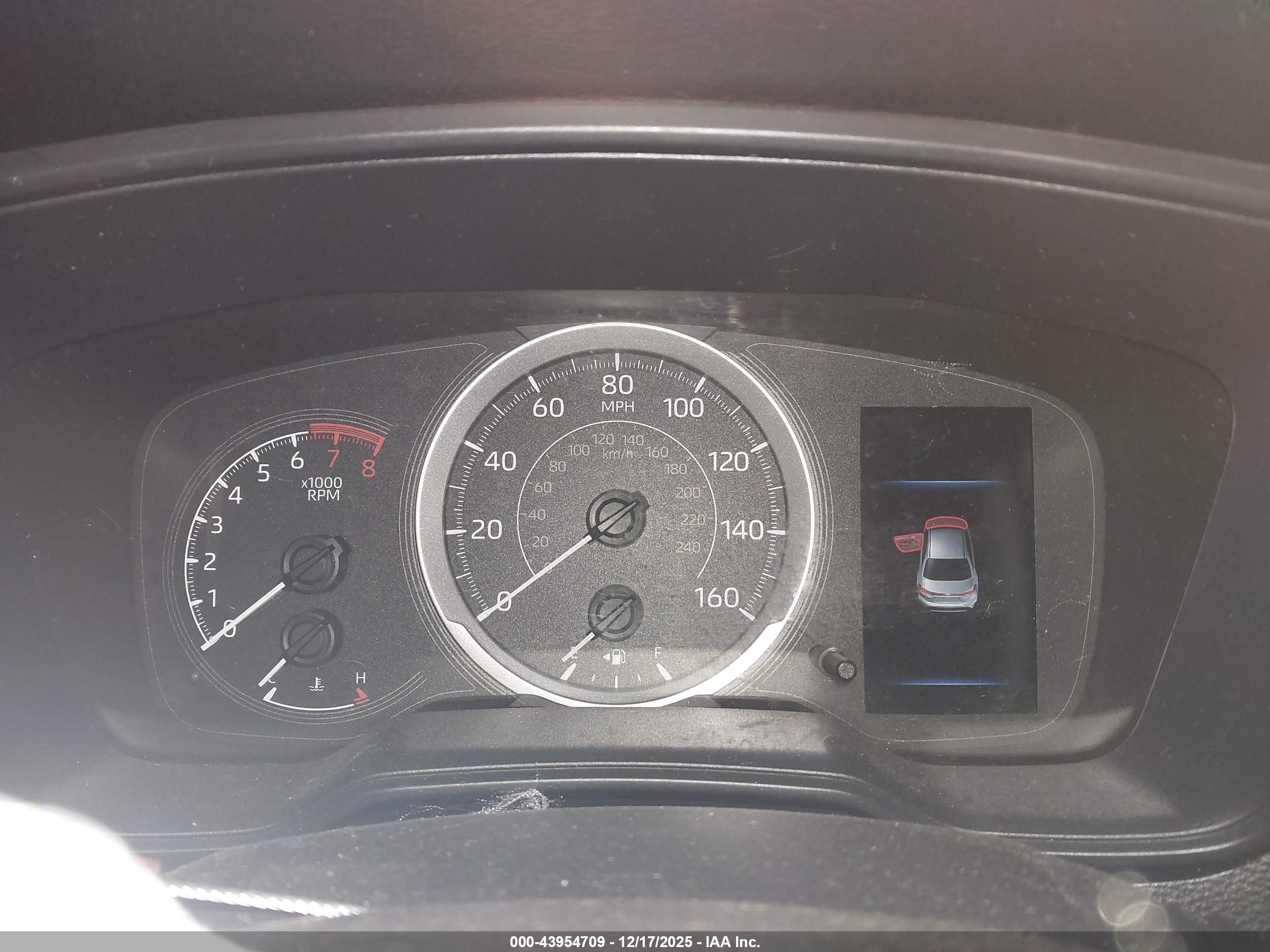TOYOTA COROLLA image 7