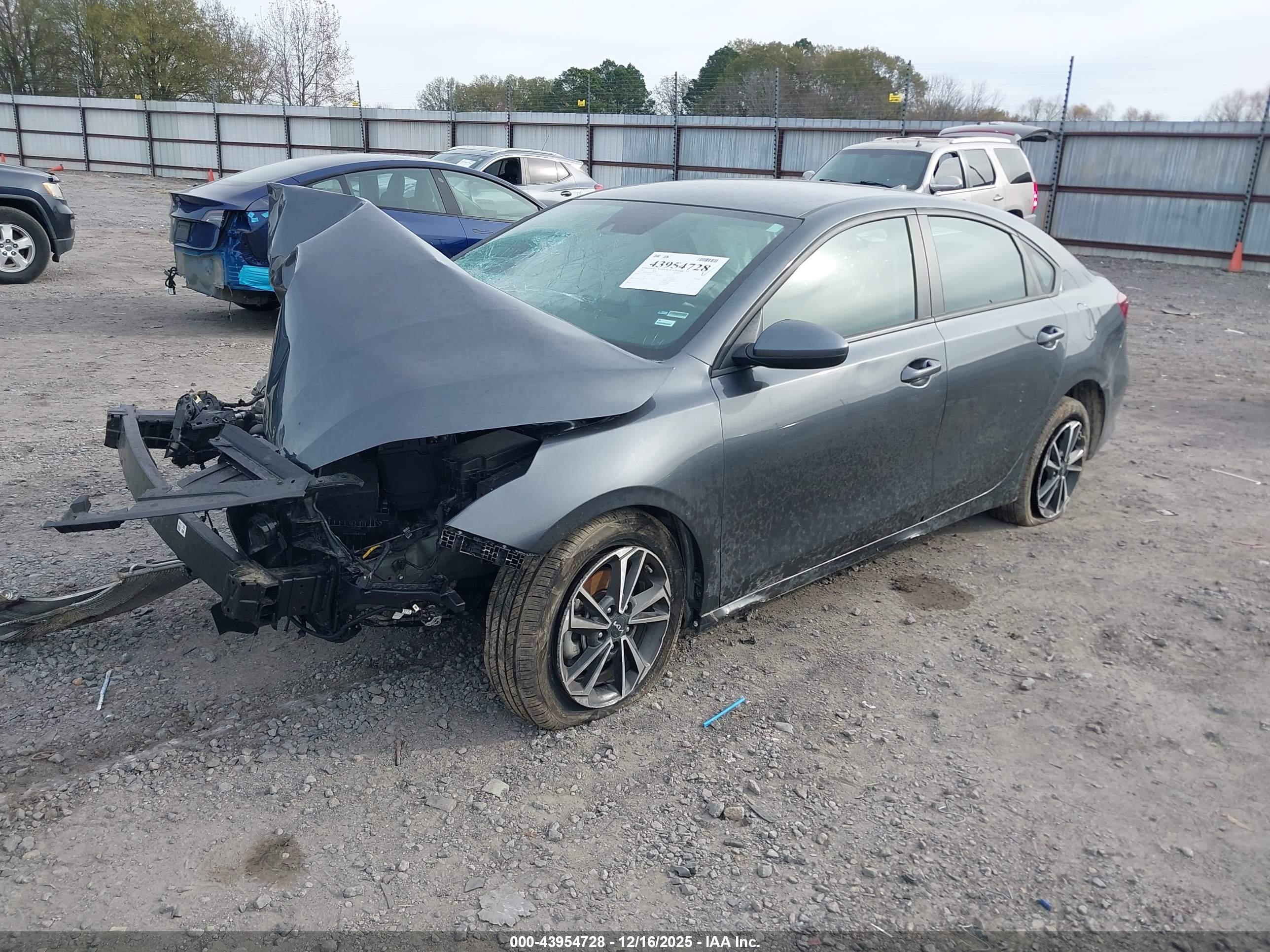 KIA FORTE image 2
