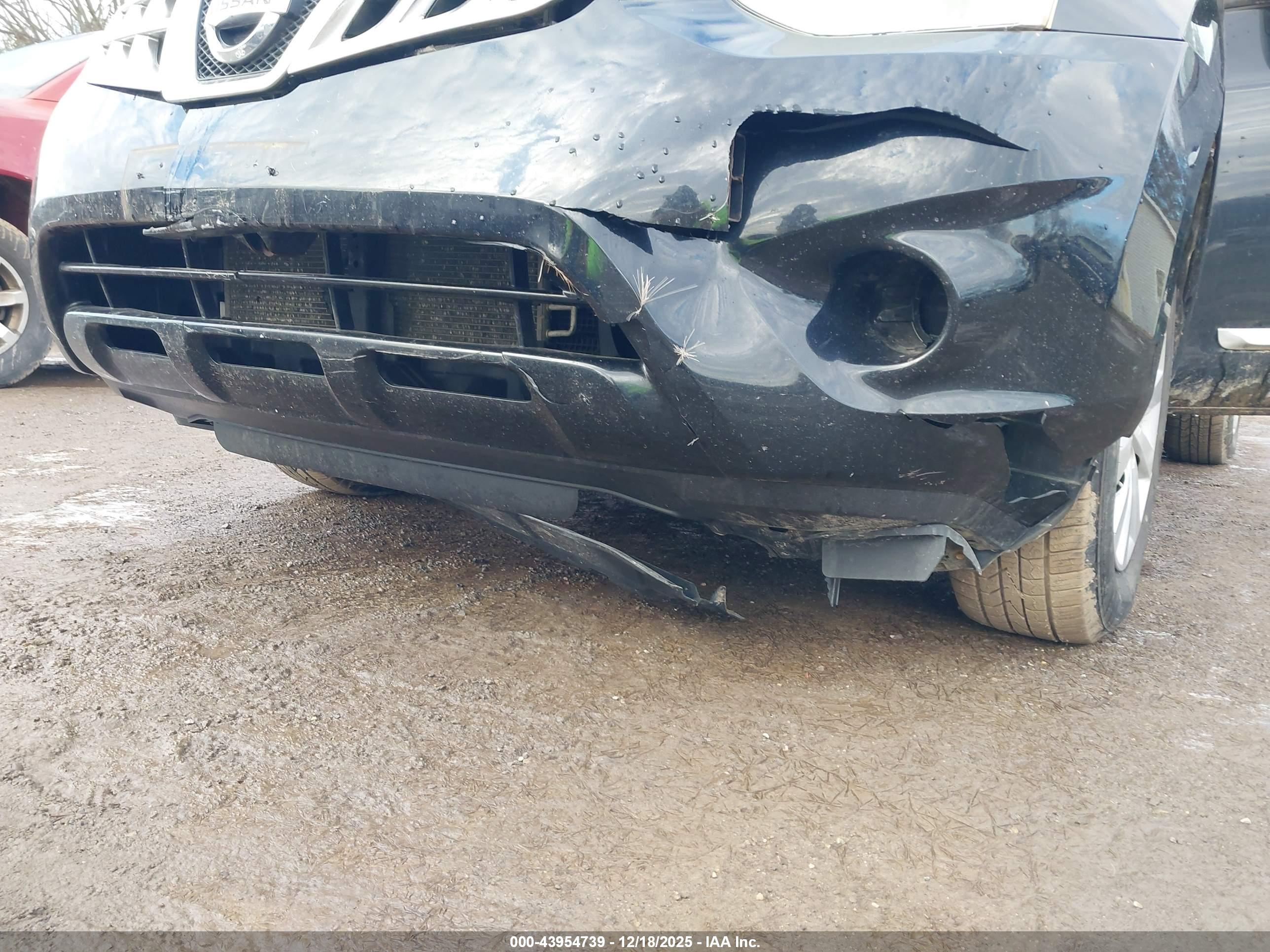 NISSAN ROGUE image 6