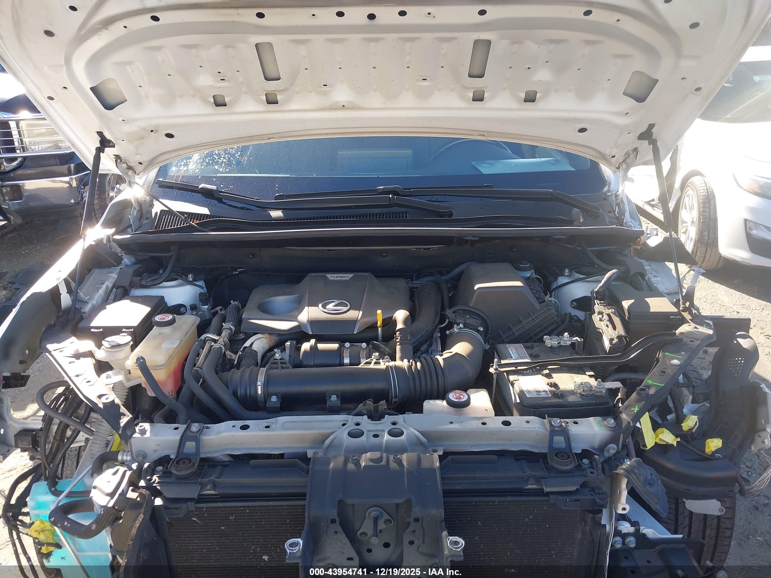 LEXUS NX image 10