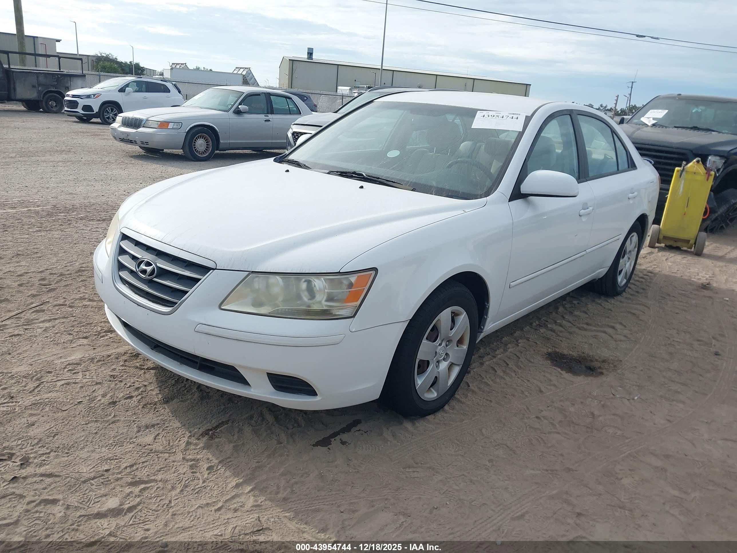 HYUNDAI SONATA image 2