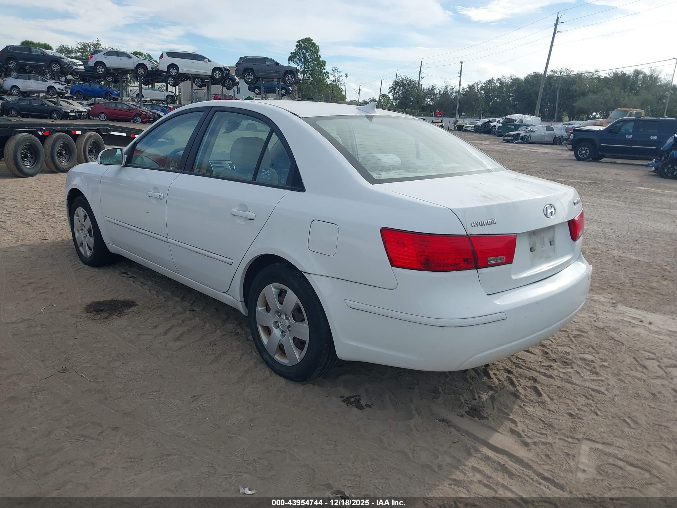 HYUNDAI SONATA image 3