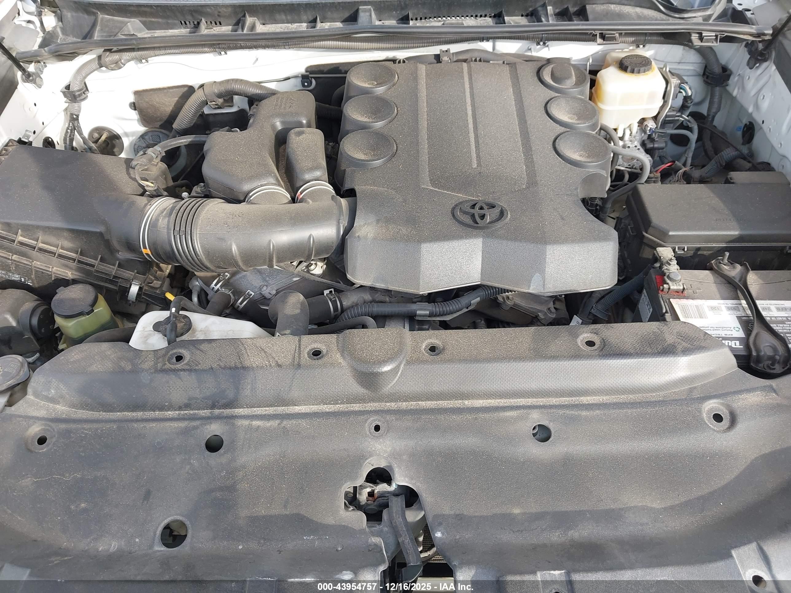 TOYOTA 4RUNNER image 10