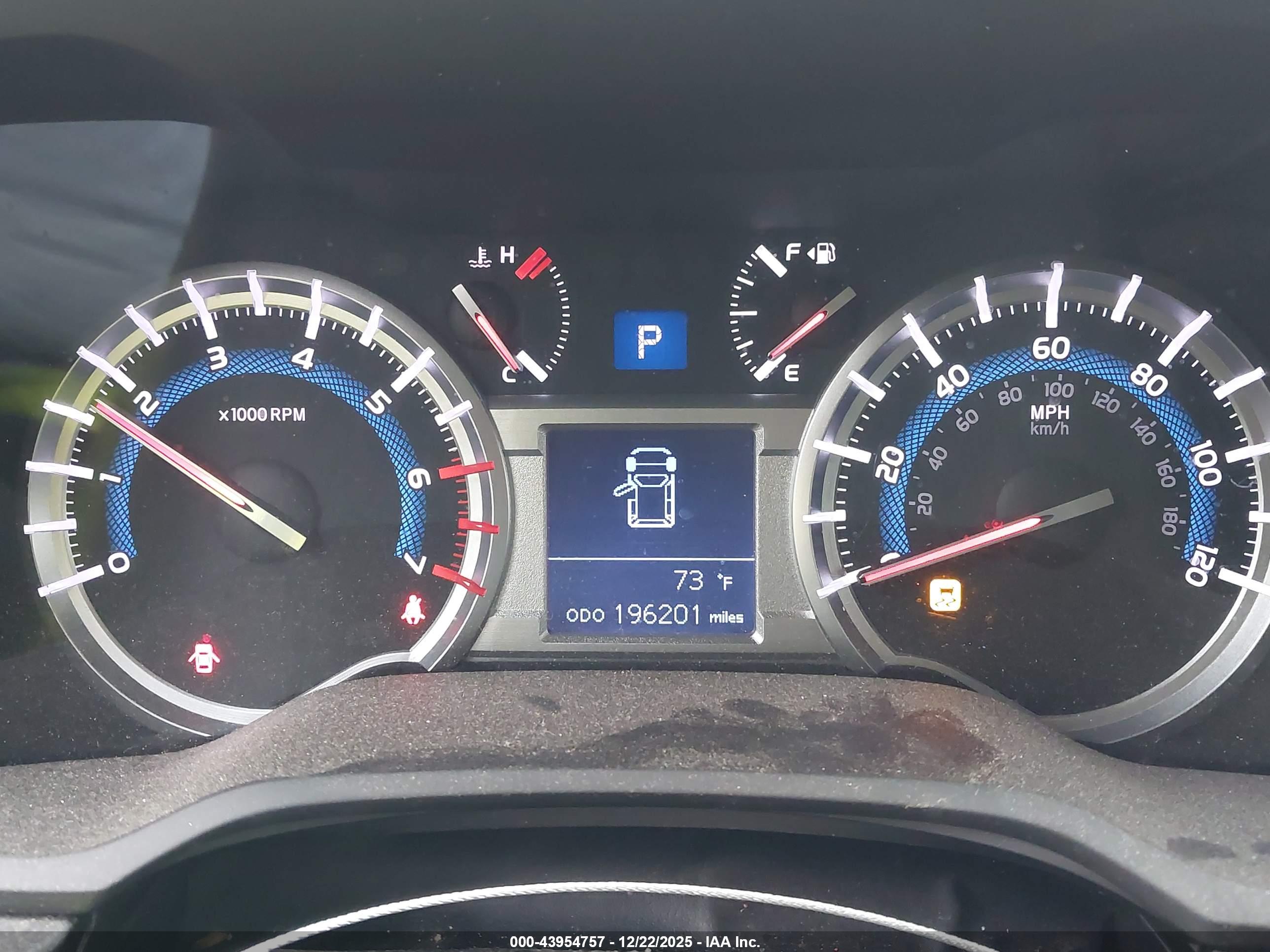 TOYOTA 4RUNNER image 7