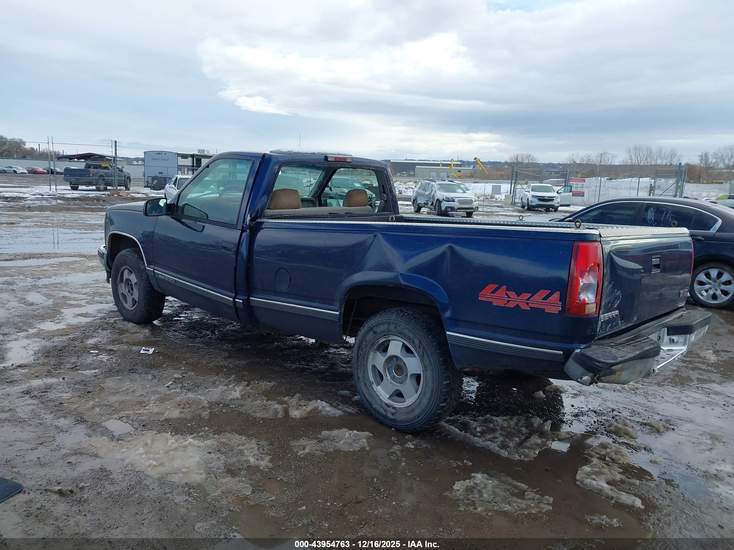 GMC SIERRA image 3