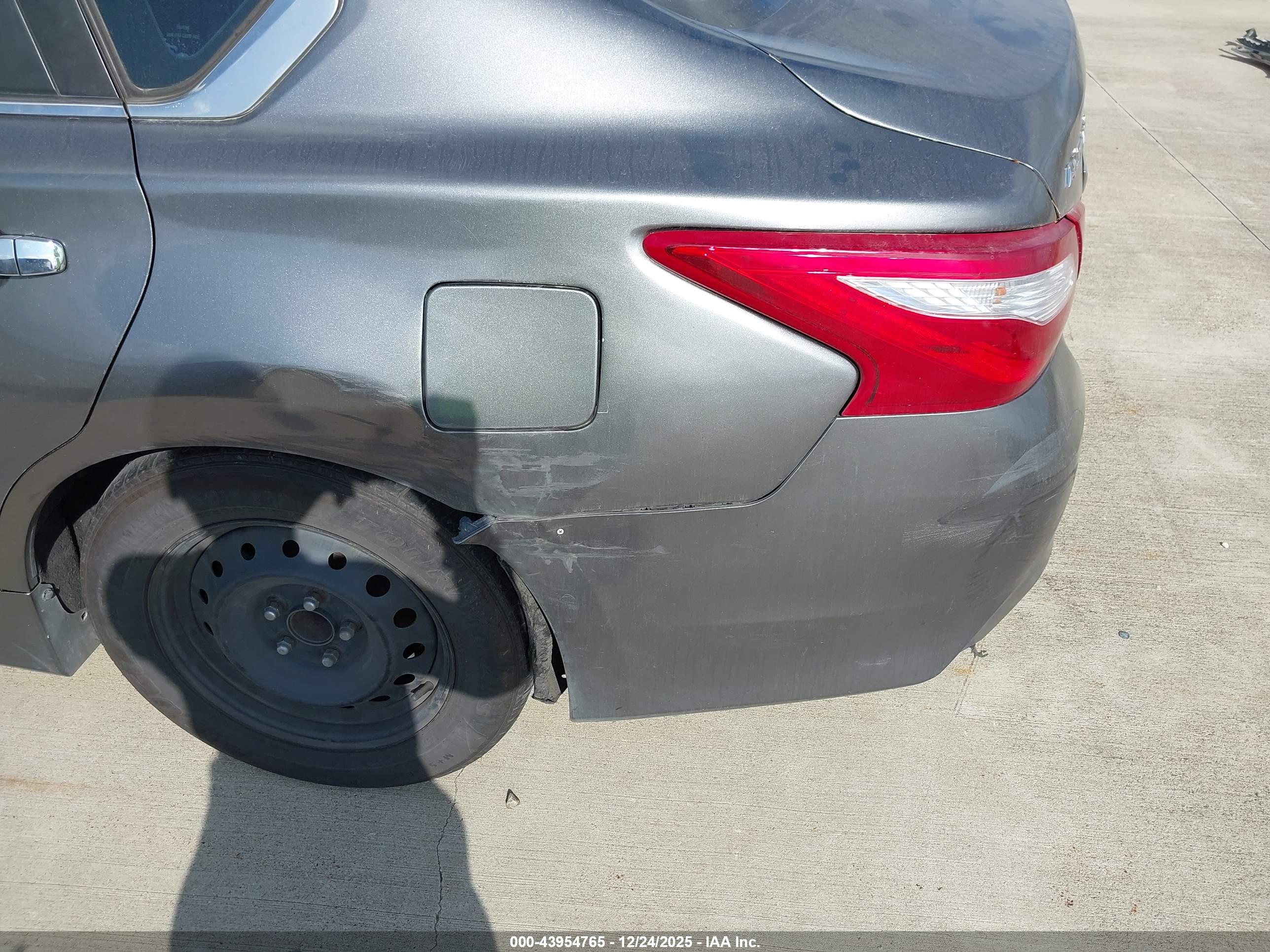 NISSAN ALTIMA image 6