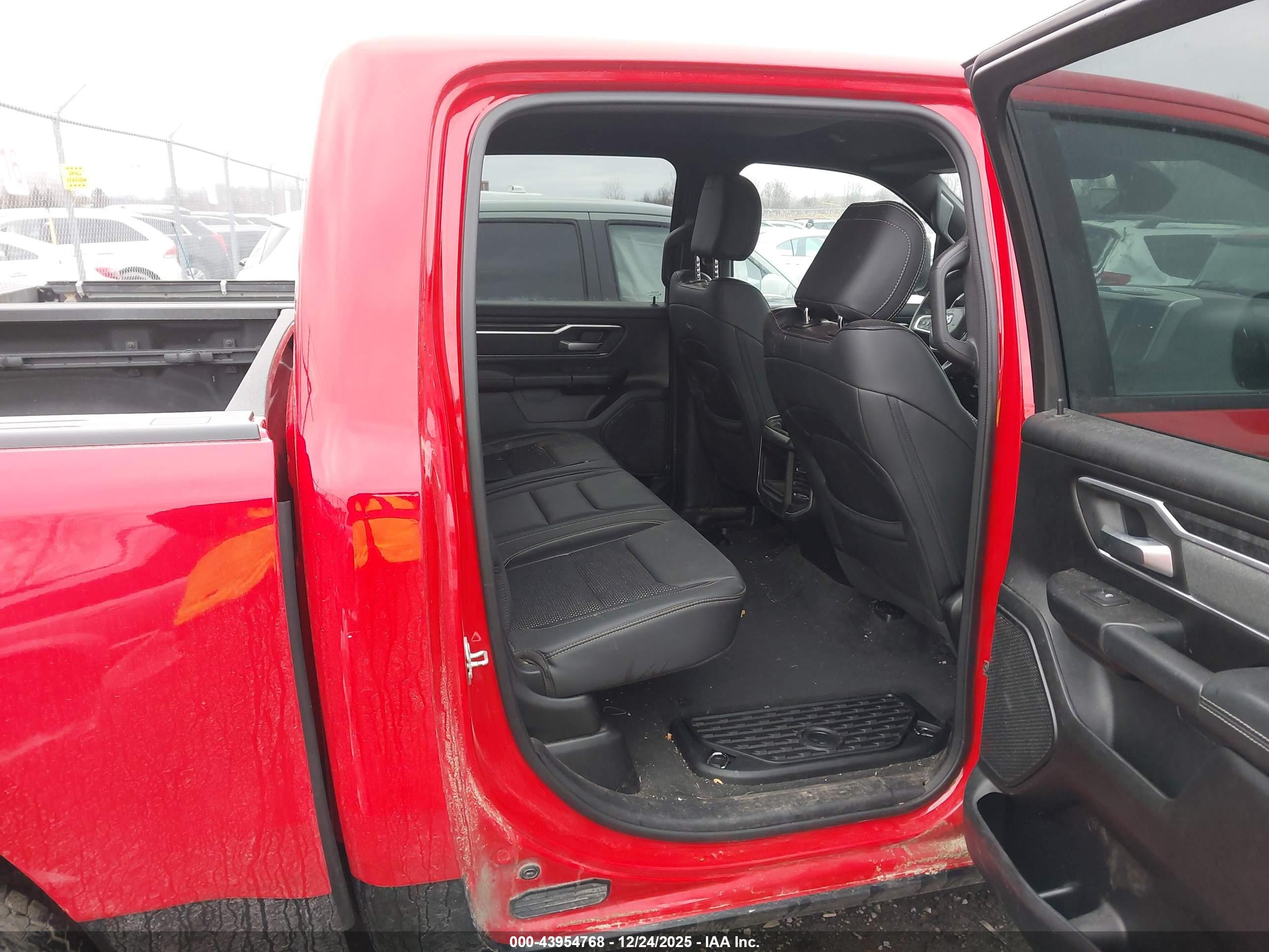 RAM 1500 image 8