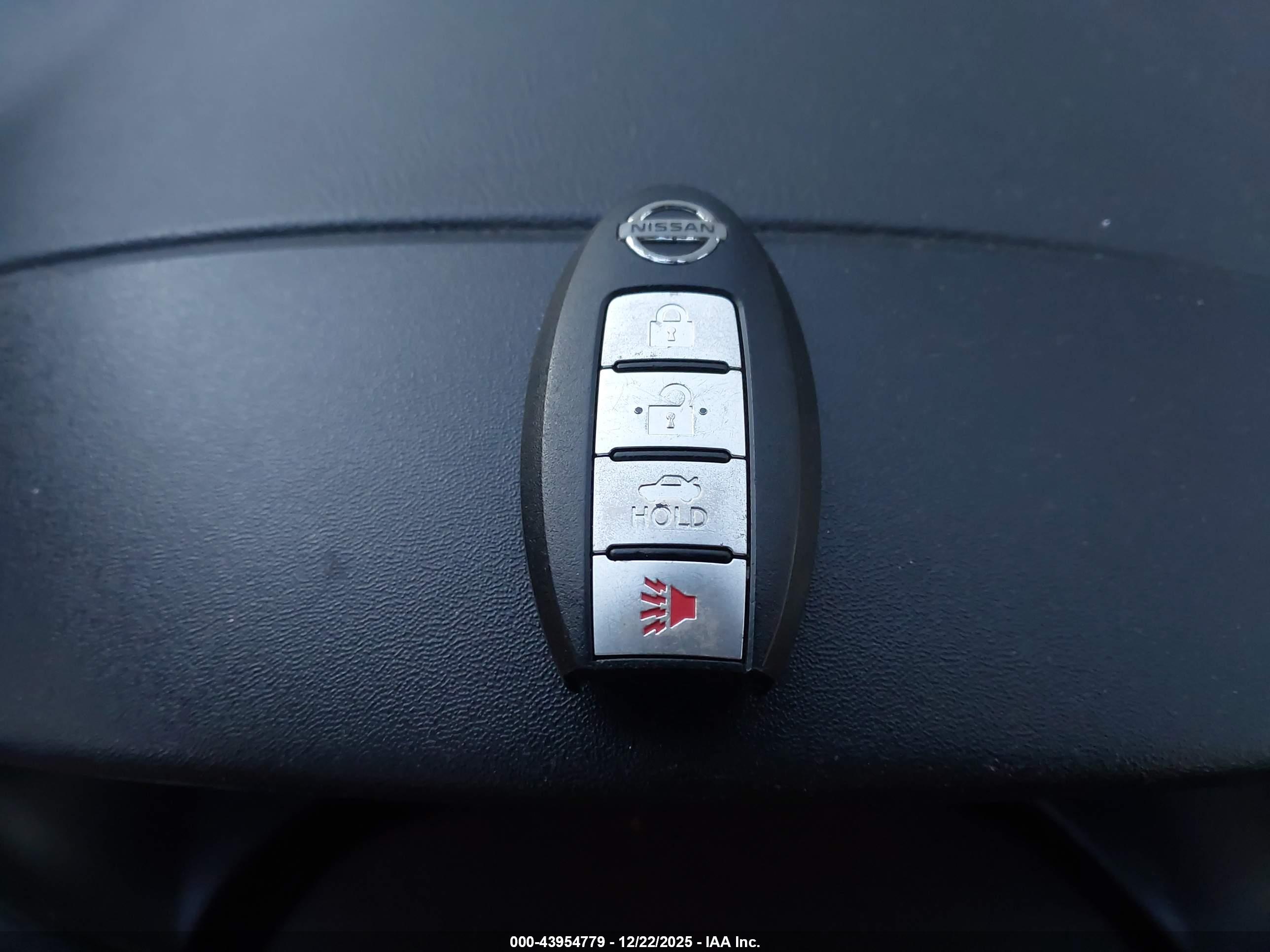NISSAN SENTRA image 11