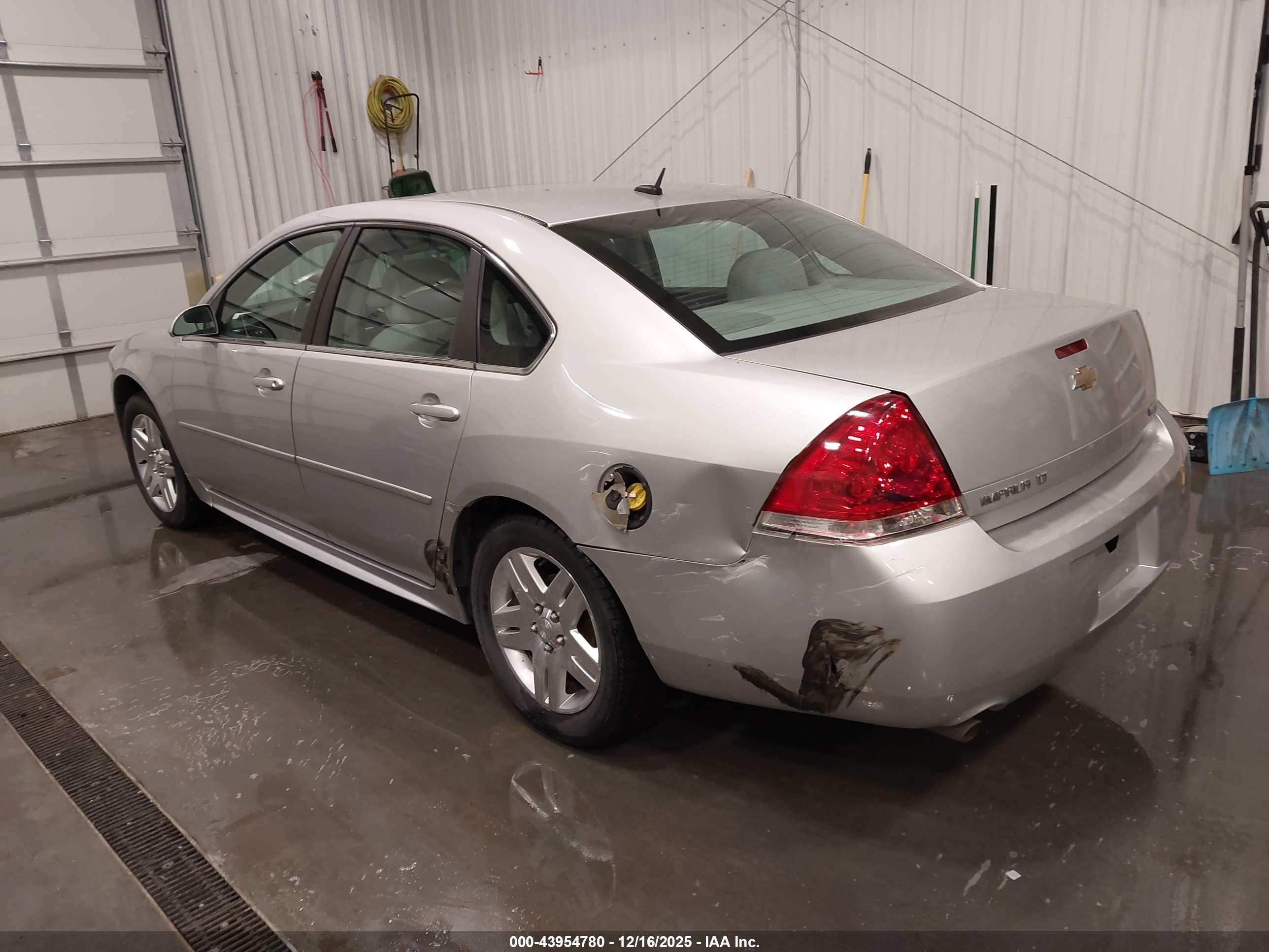 CHEVROLET IMPALA image 3