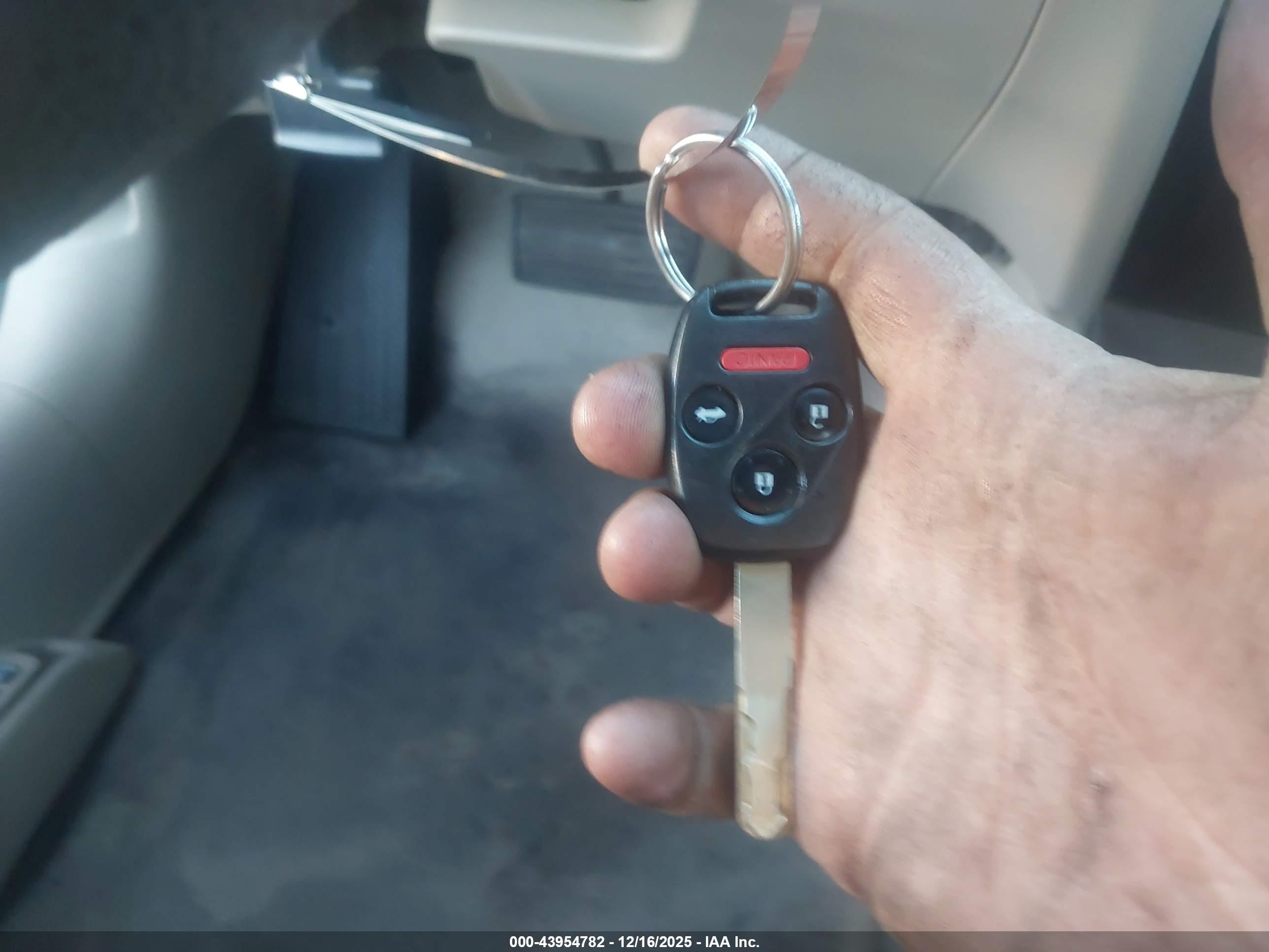HONDA CIVIC image 11