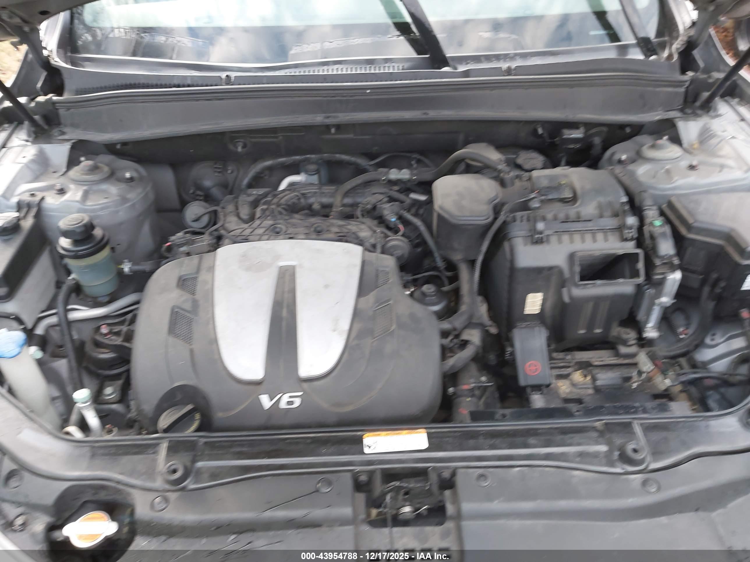 HYUNDAI SANTA image 10