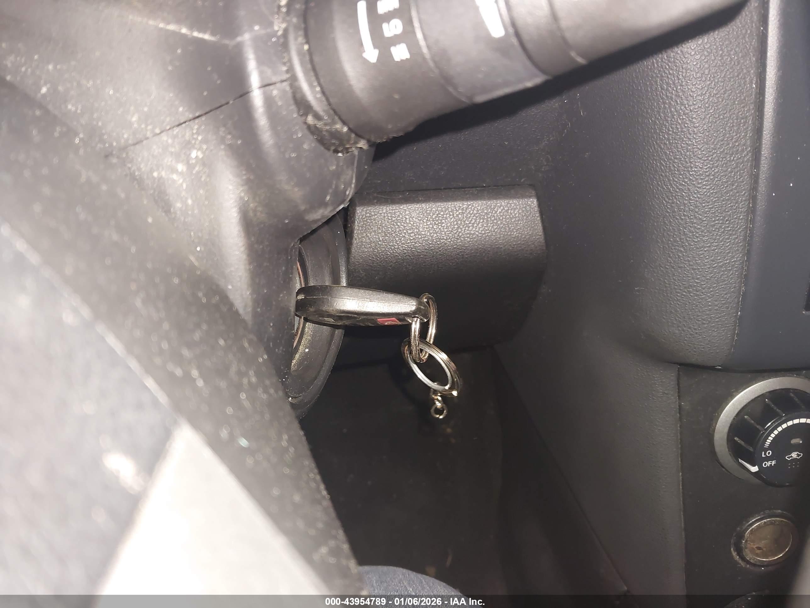 NISSAN ROGUE image 11